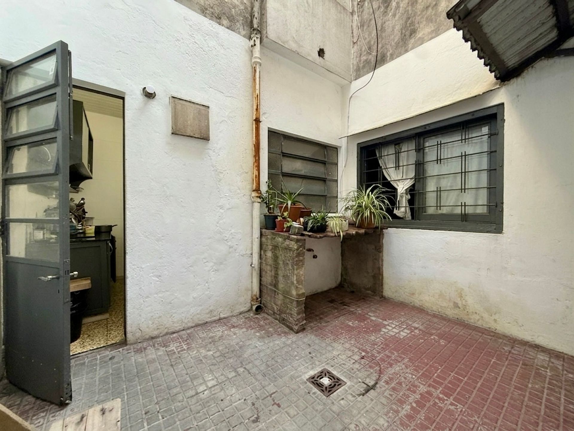 Venta apto Tres Cruces 2 dormitorios patio c renta - 6