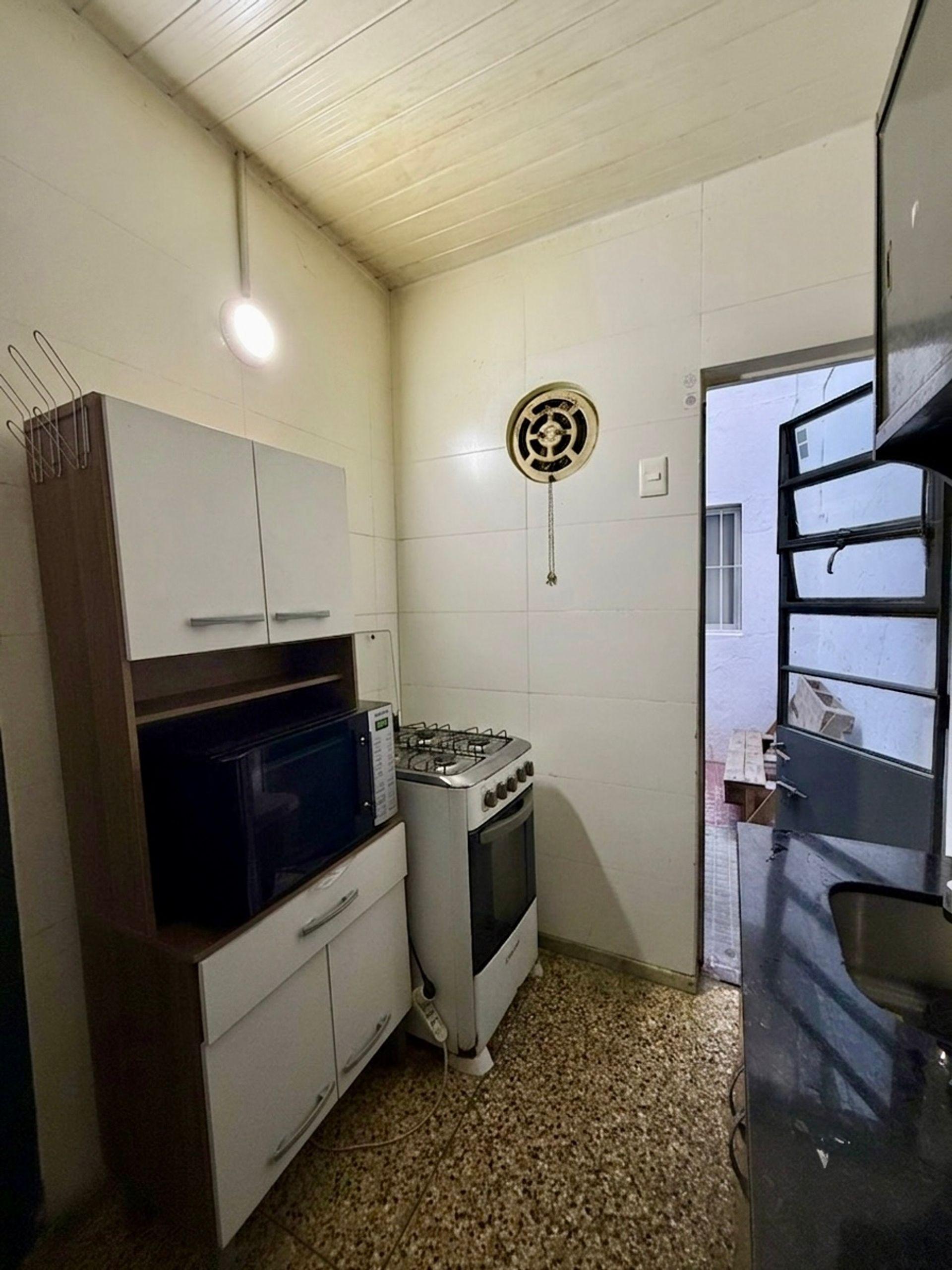 Venta apto Tres Cruces 2 dormitorios patio c renta - 5