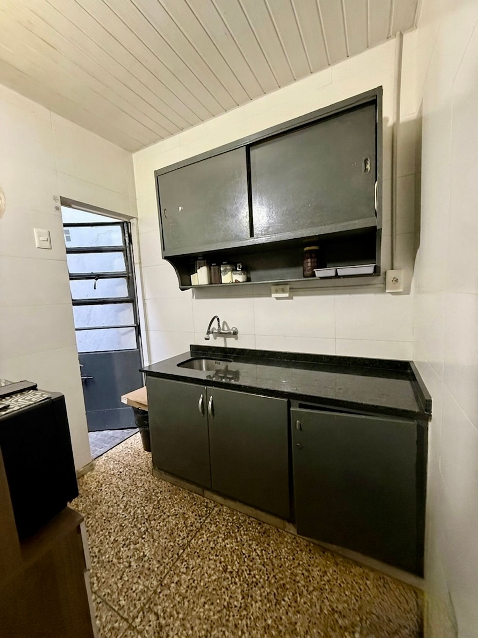 Venta apto Tres Cruces 2 dormitorios patio c renta - 4