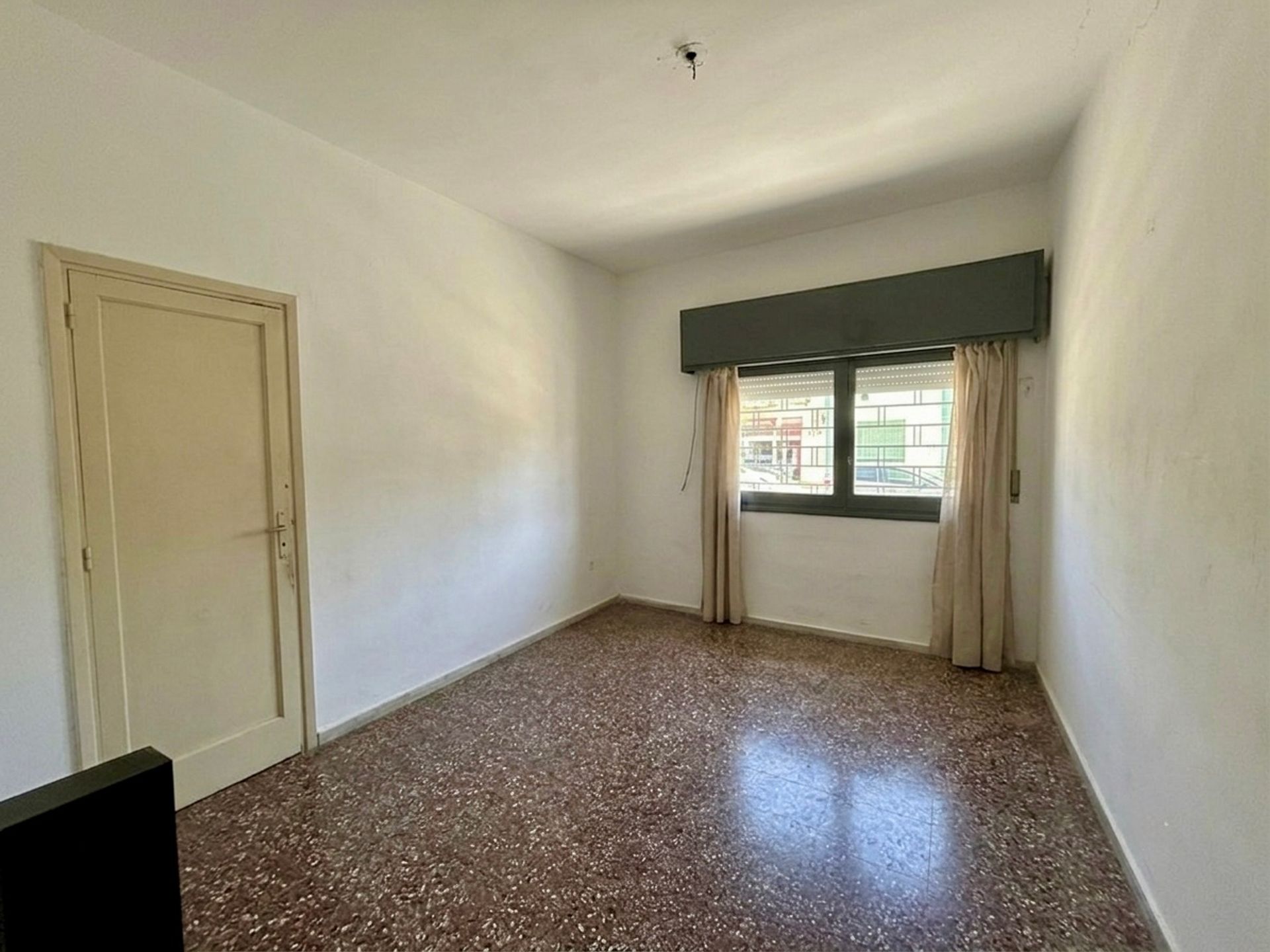 Venta apto Tres Cruces 2 dormitorios patio c renta - 1