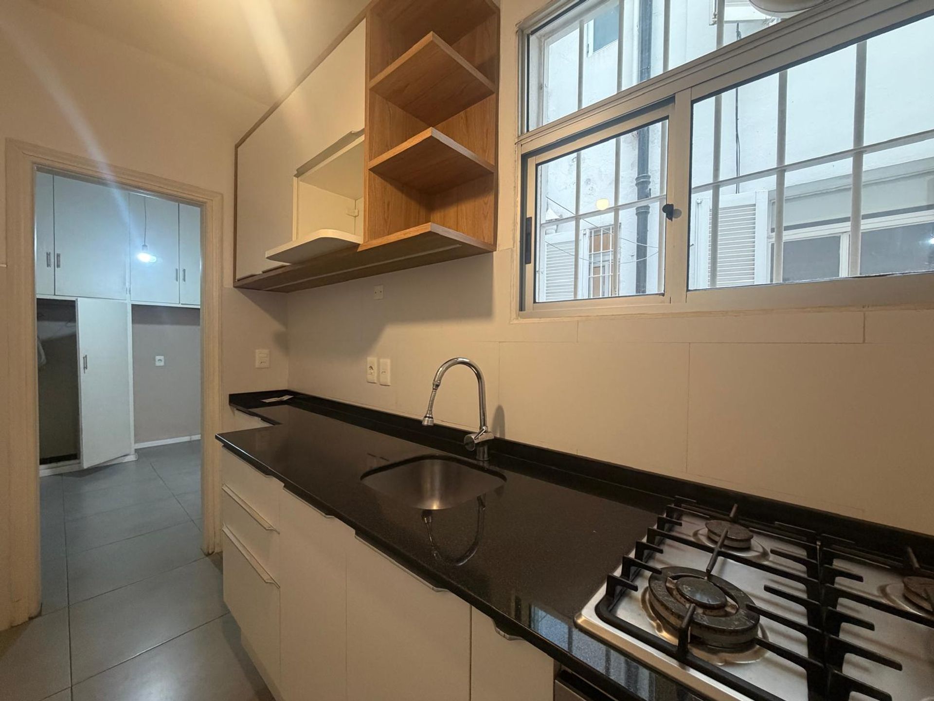 Apartamento tipo Casa ,Pocitos -Patio para entrar - 14