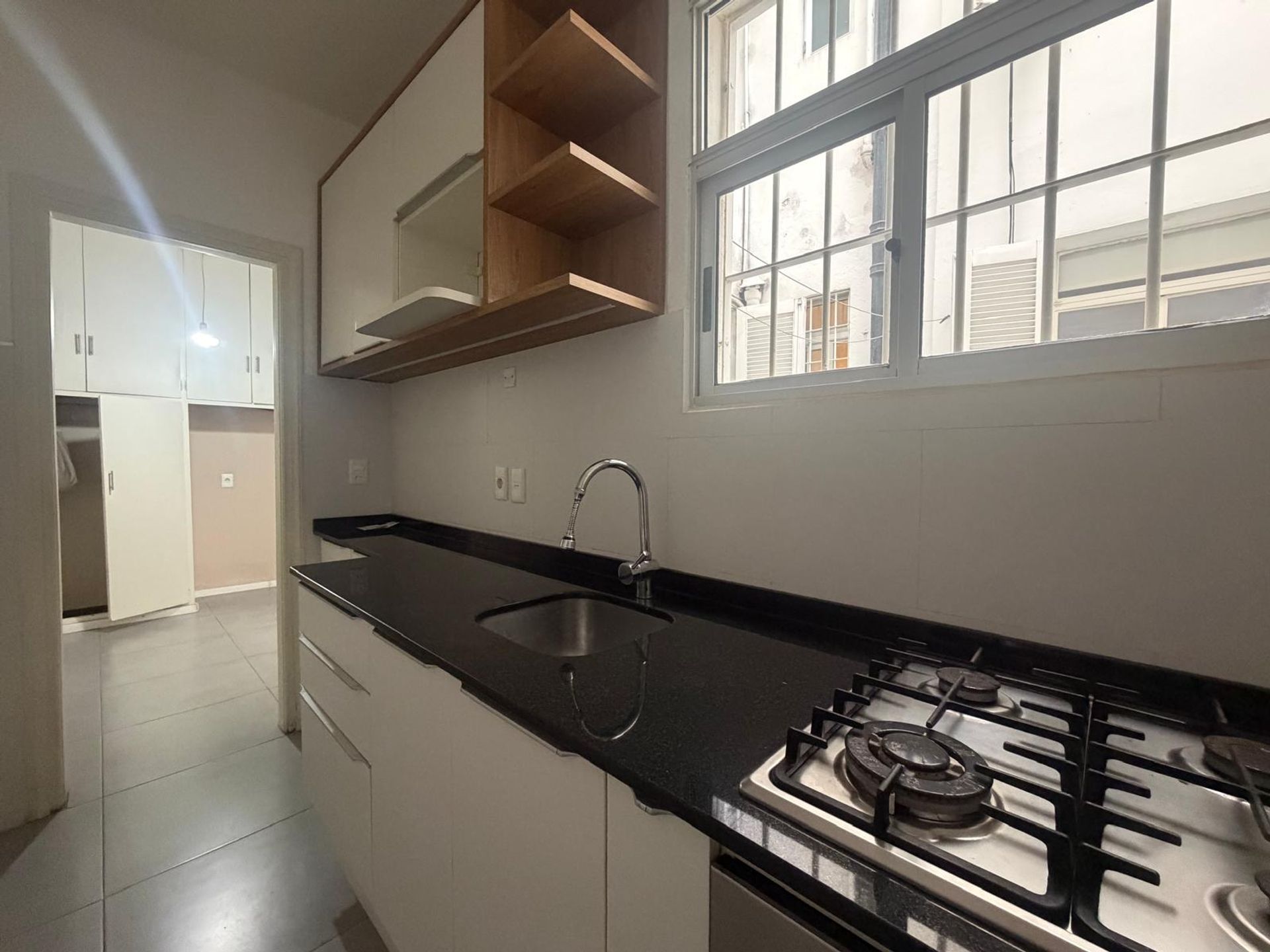 Apartamento tipo Casa ,Pocitos -Patio para entrar - 13
