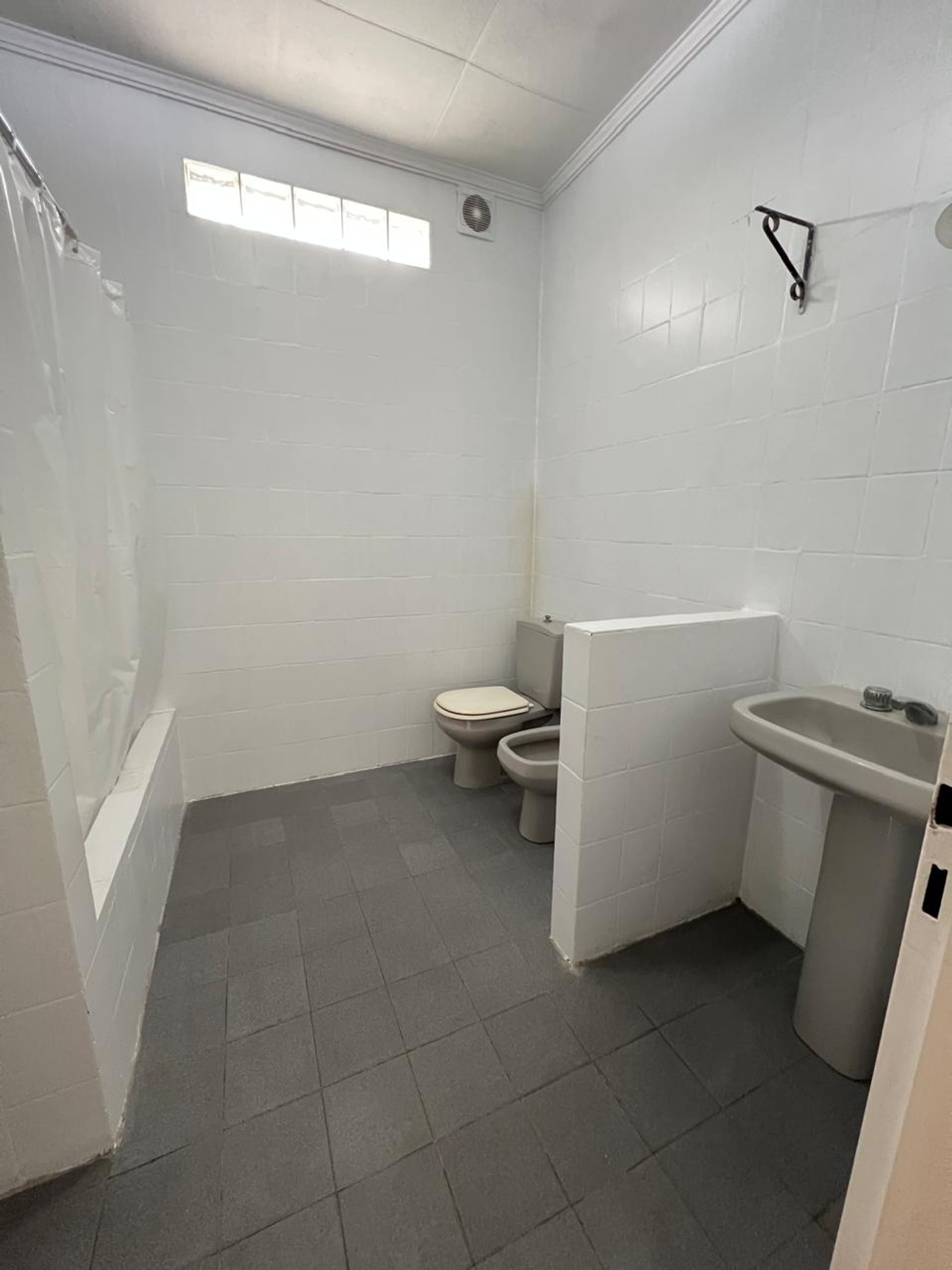 P H en Venta en La Matanza, G.B.A. Zona Oeste - USD 64.000 | Inmoup - 11