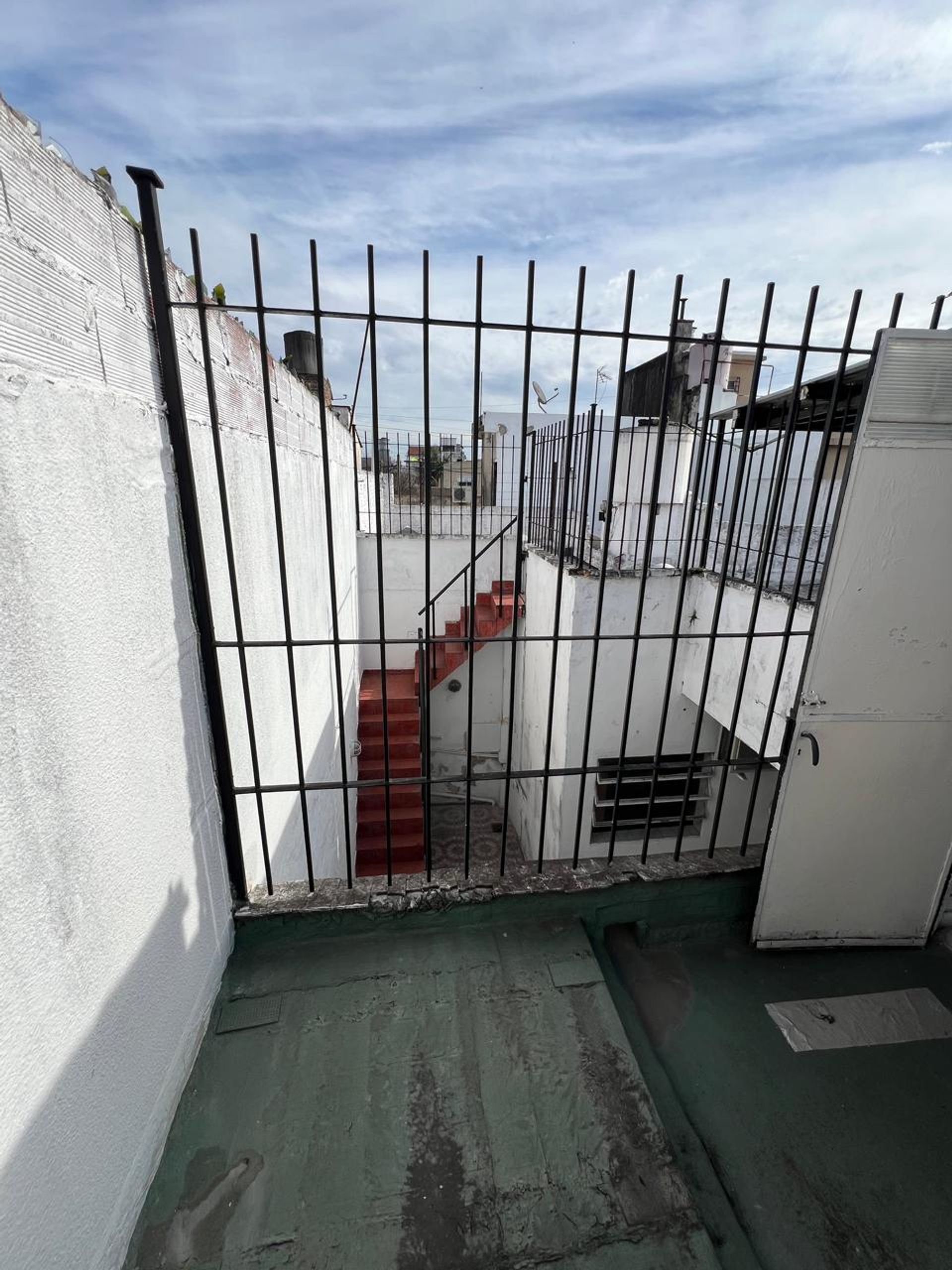 P H en Venta en La Matanza, G.B.A. Zona Oeste - USD 64.000 | Inmoup - 24