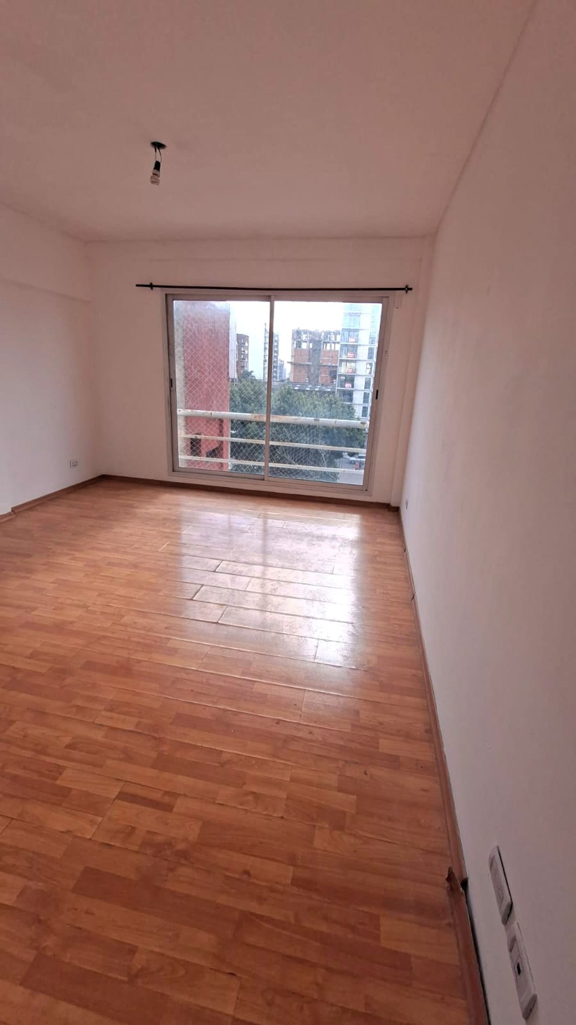 Departamento en Venta en Moron, G.B.A. Zona Oeste