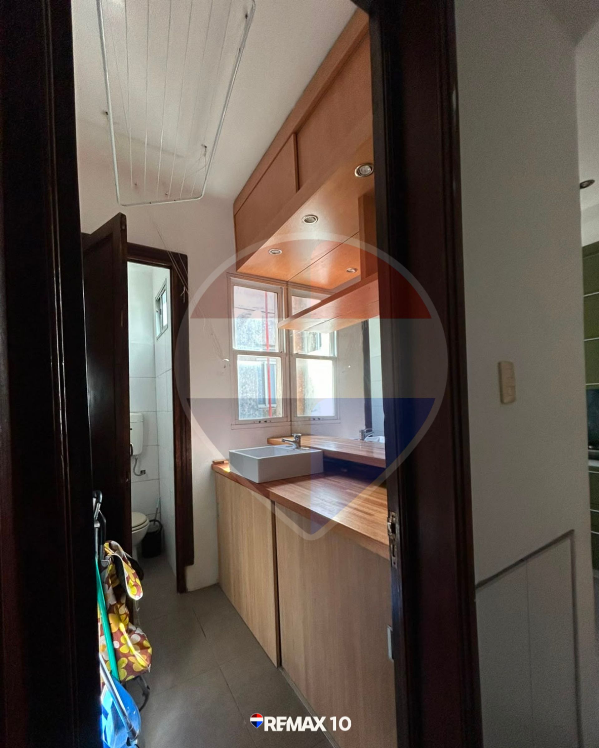 APARTAMENTO EN 18 DE JULIO FRENTE A LA INTENDENCIA - 19