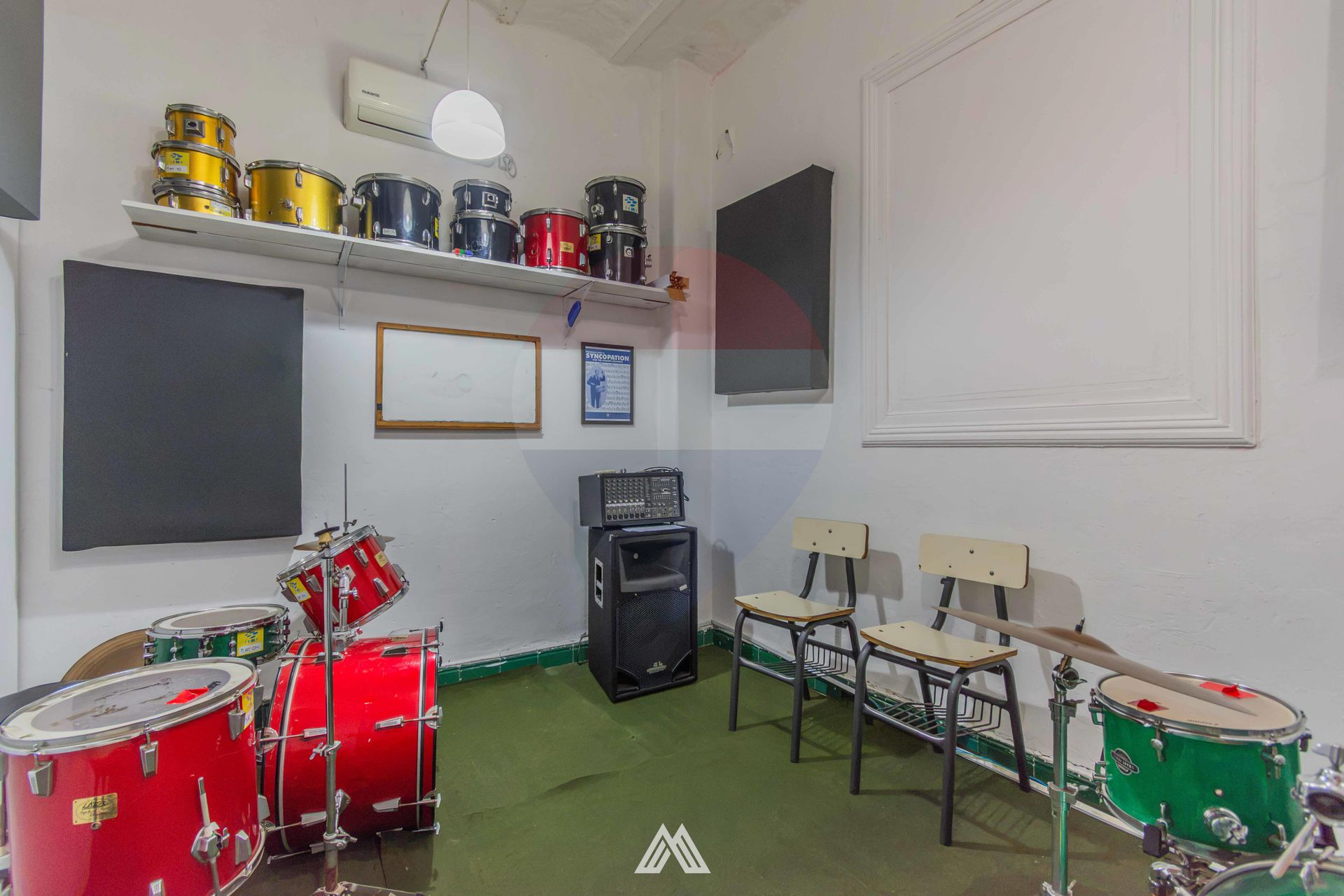 VENTA VIVIENDA + 3 LOCALES EN CENTRO - RENTA. 11% - 12