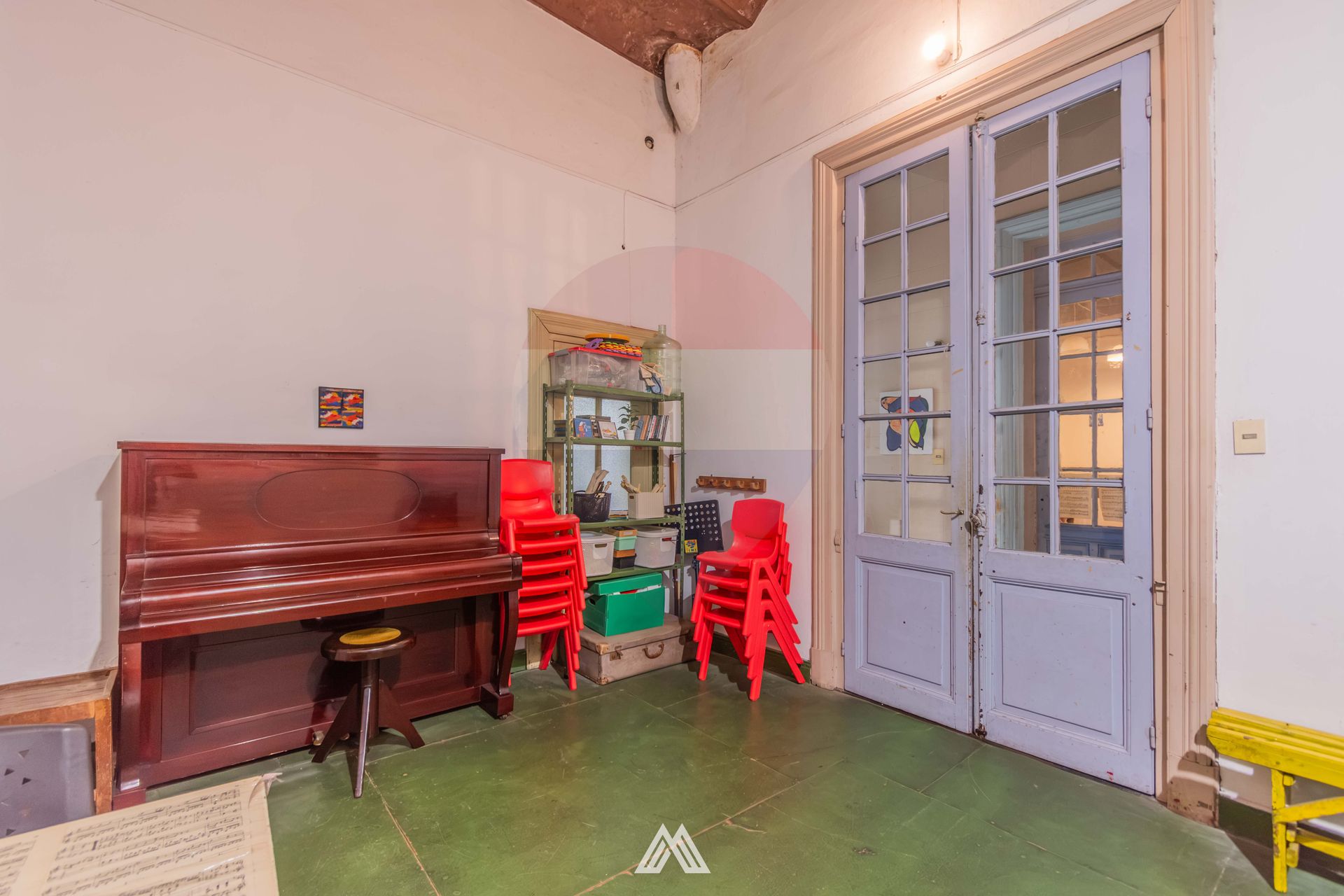 VENTA VIVIENDA + 3 LOCALES EN CENTRO - RENTA. 11% - 17