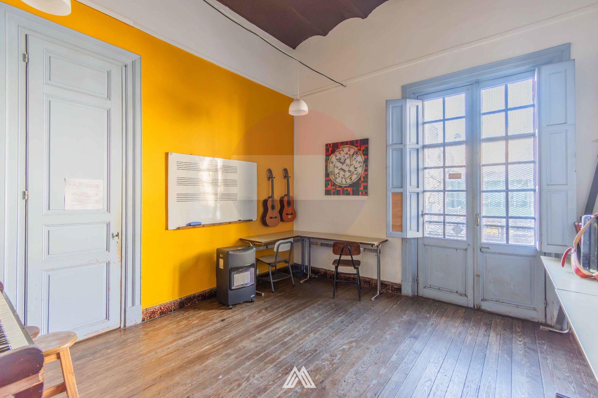VENTA VIVIENDA + 3 LOCALES EN CENTRO - RENTA. 11% - 19