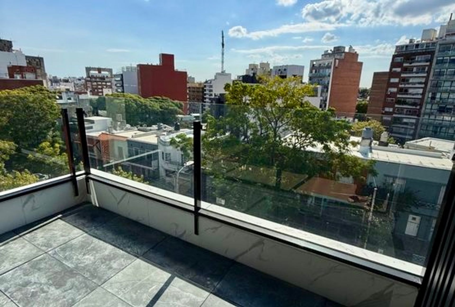 VENTA APTO 2 DORM 2 BAÑOS BALCÓN POCITOS GARAGE - 19