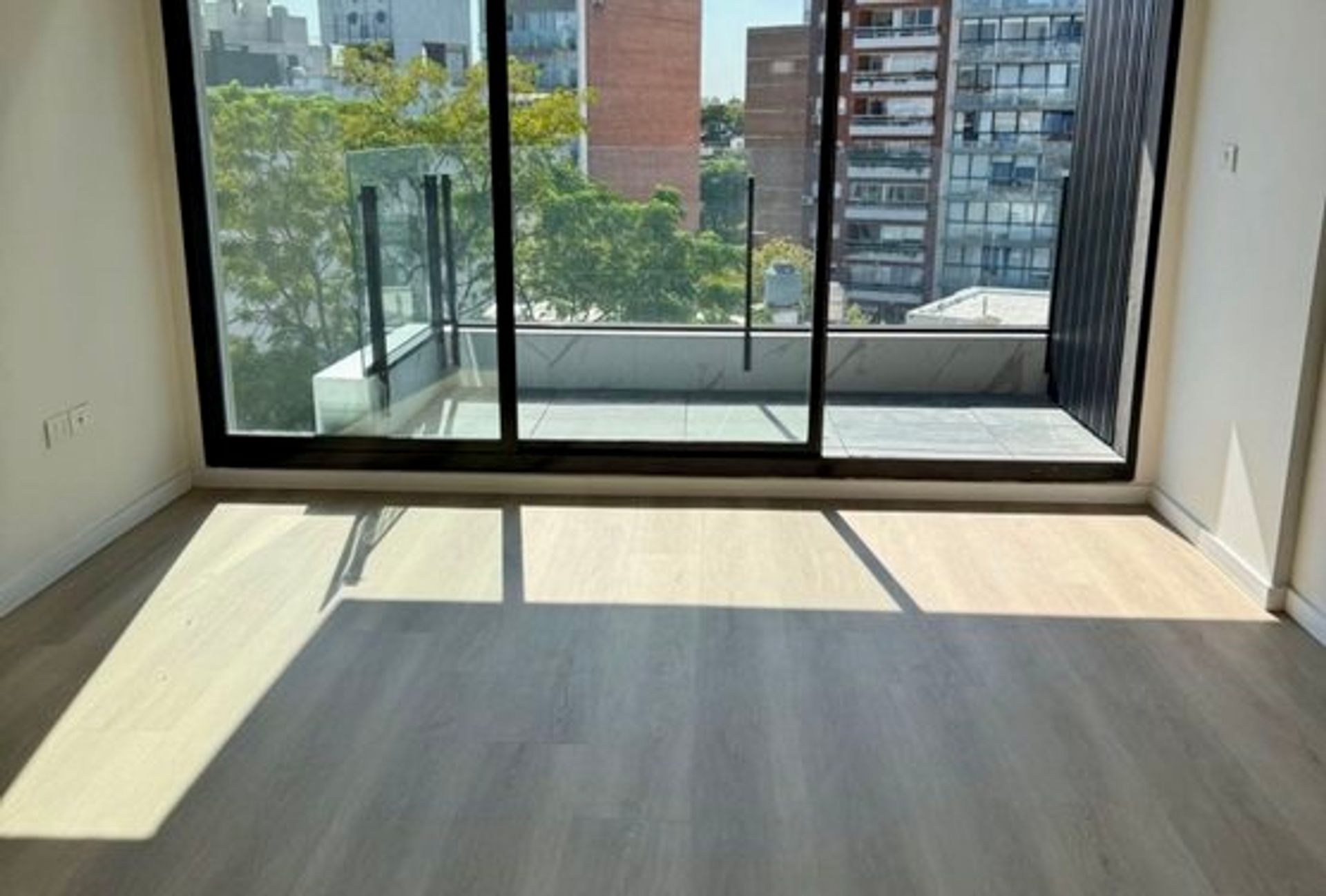VENTA APTO 2 DORM 2 BAÑOS BALCÓN POCITOS GARAGE - 18