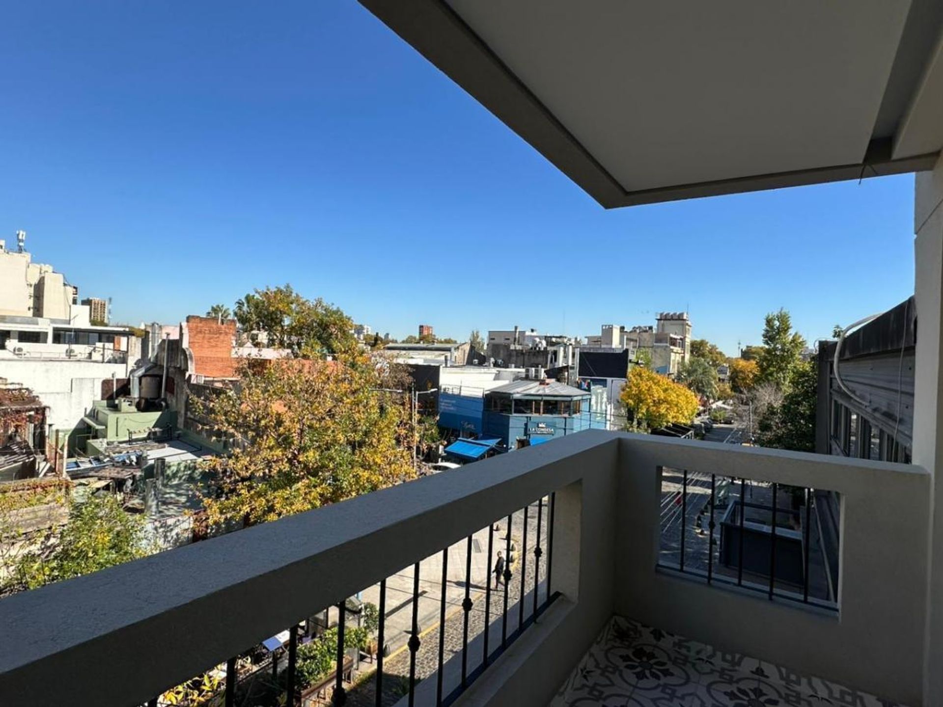 Venta de Monoambiente Frente en Palermo - 1