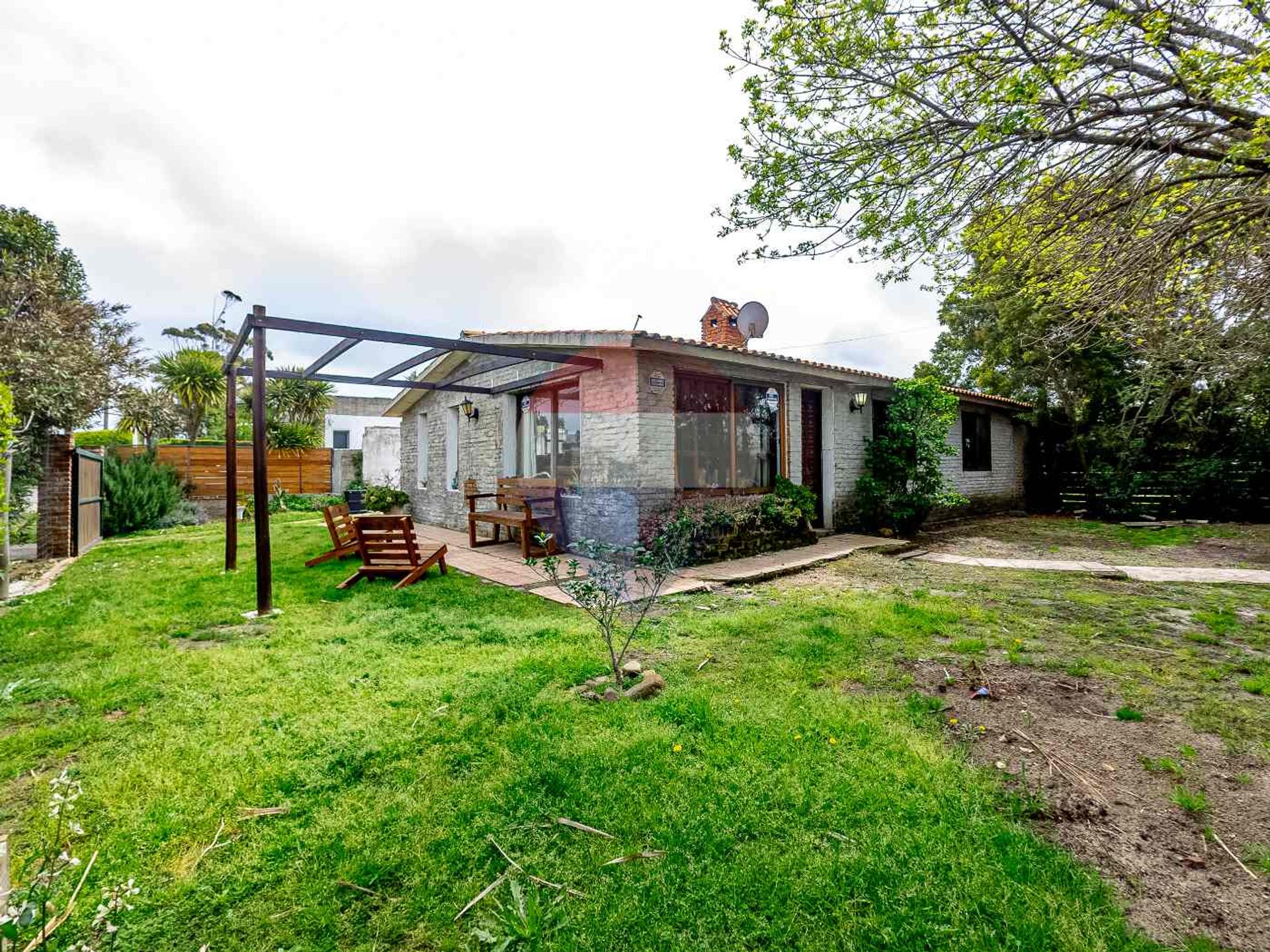 Casa en esquina, padrón único, 3 dorm, Lagomar Sur - 1
