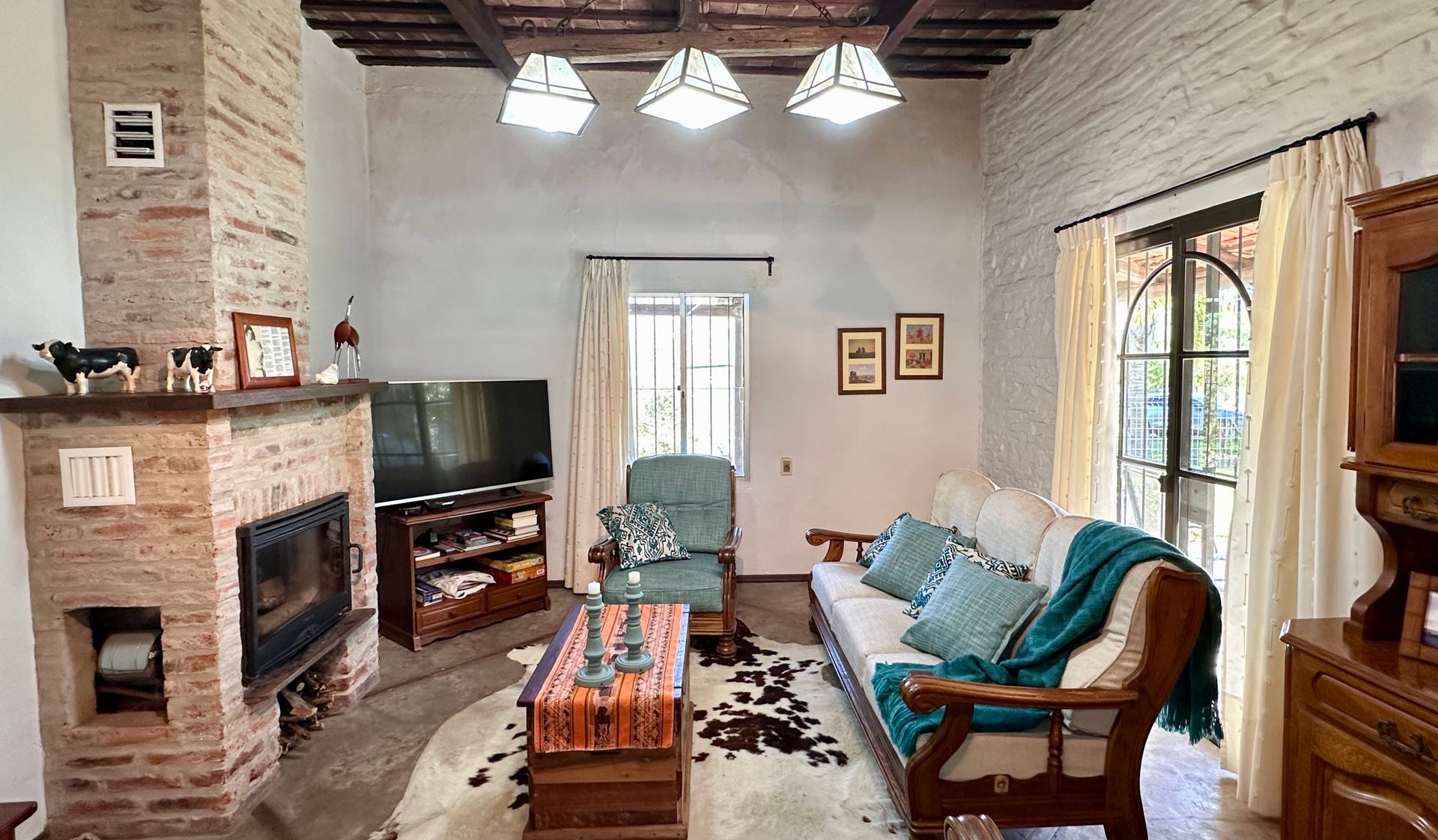 Gran chacra con dos casas y piscina climatizada - 12