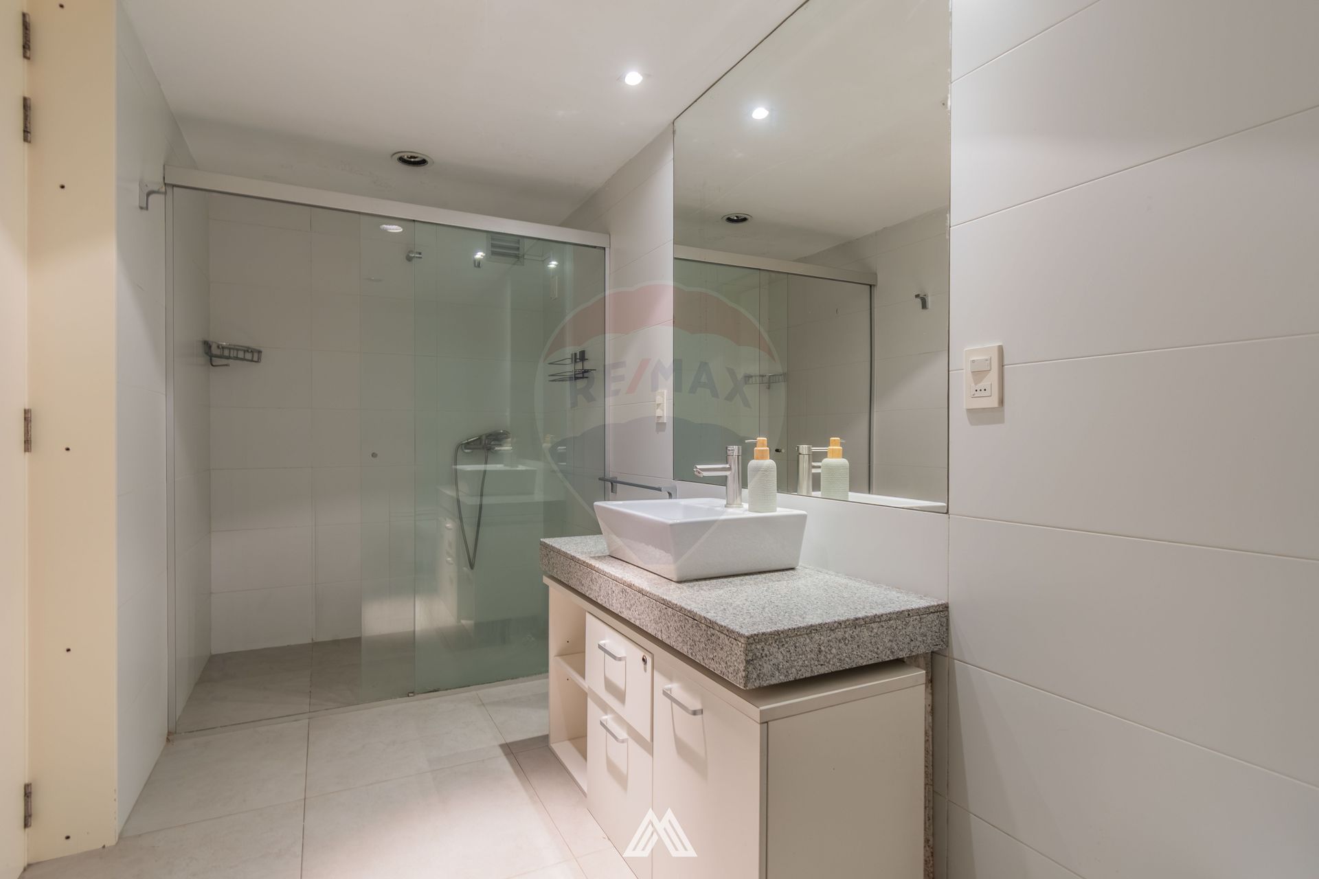 VENTA APARTAMENTO UN DORM 2 BAÑOS PARR. POCITOS - 5