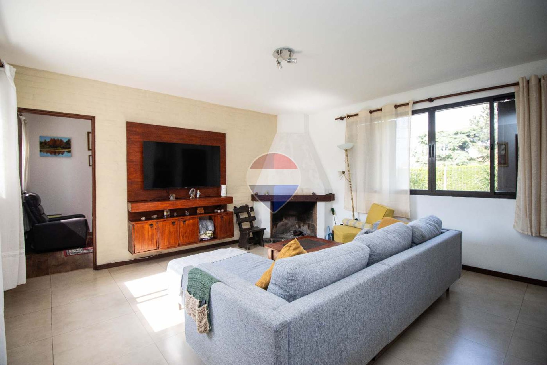 Venta de Casa en Perez y Fuentes - 3