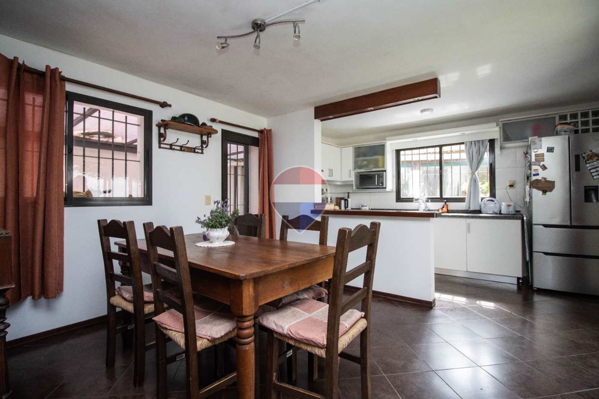 Venta de Casa en Perez y Fuentes - 6