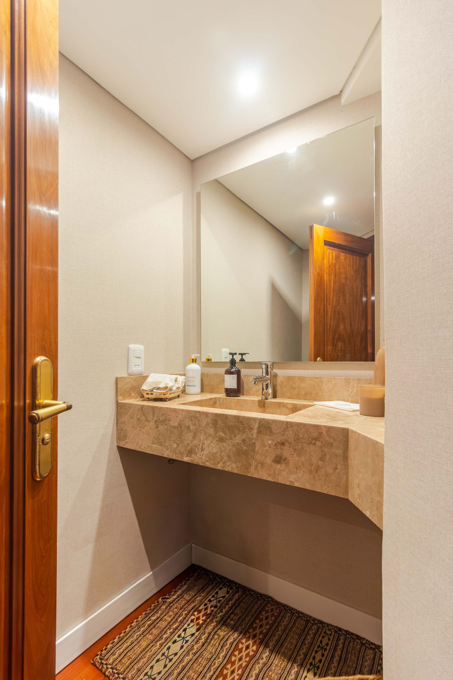 Venta apartamento con jardin en Carrasco Sur - 6