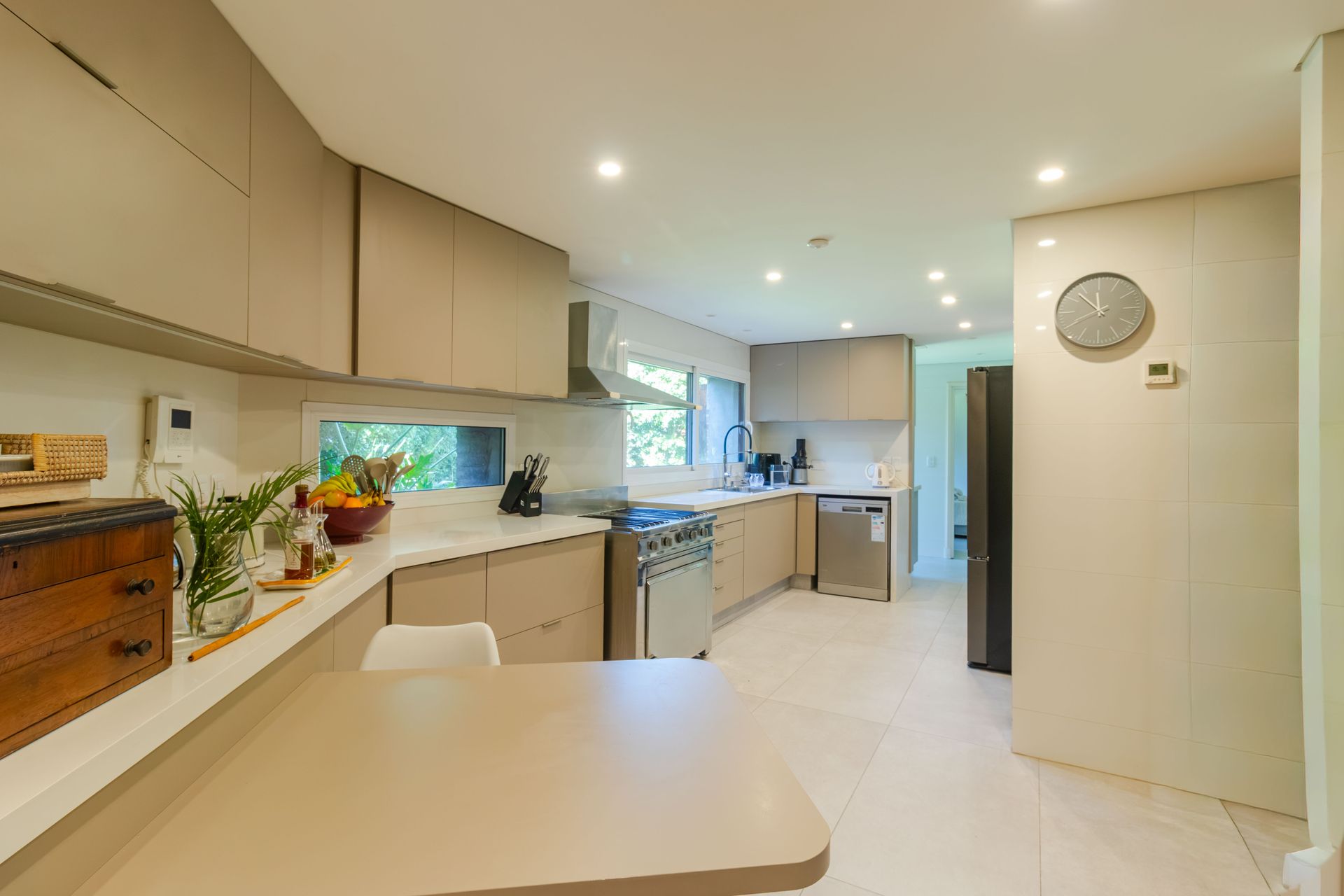 Venta apartamento con jardin en Carrasco Sur - 9
