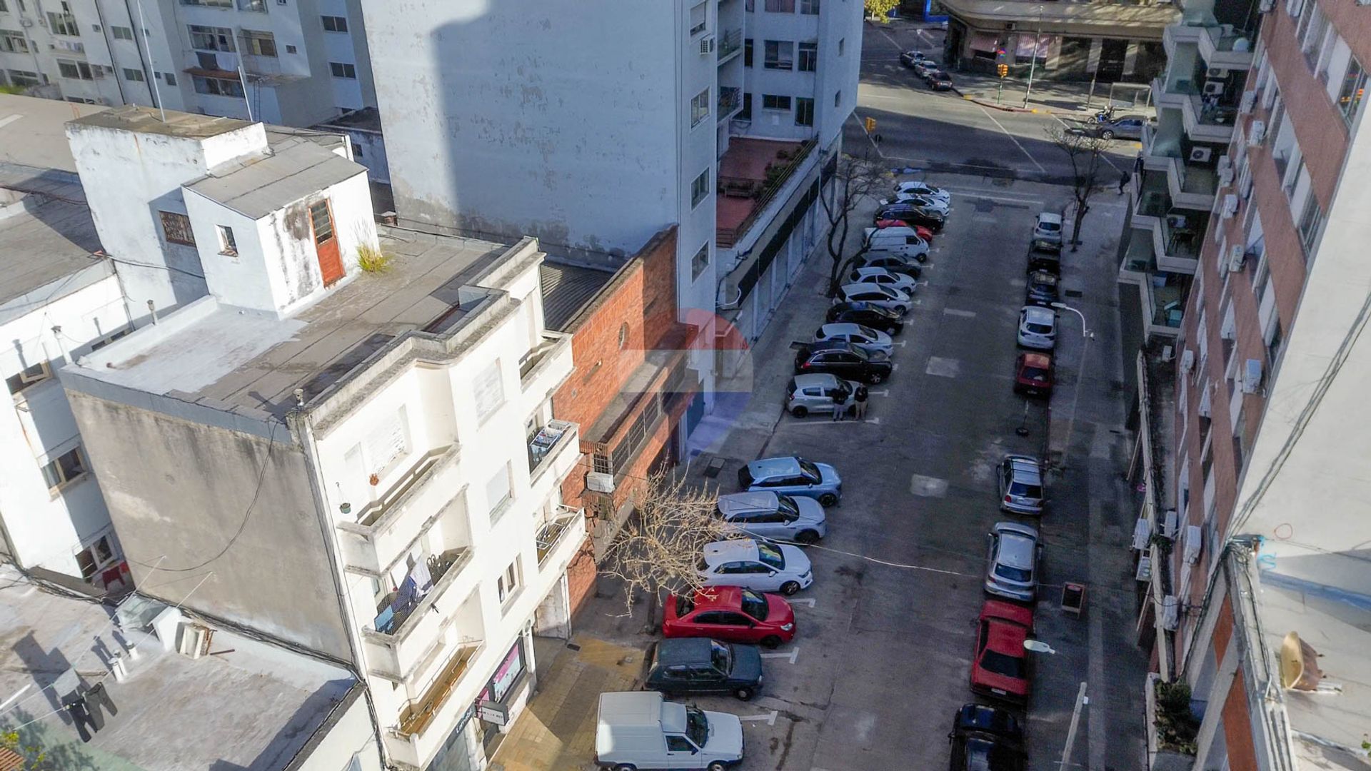 VENTA DE GRAN DEPÓSITO CON ENTRADA CAMION CENTRO - 14