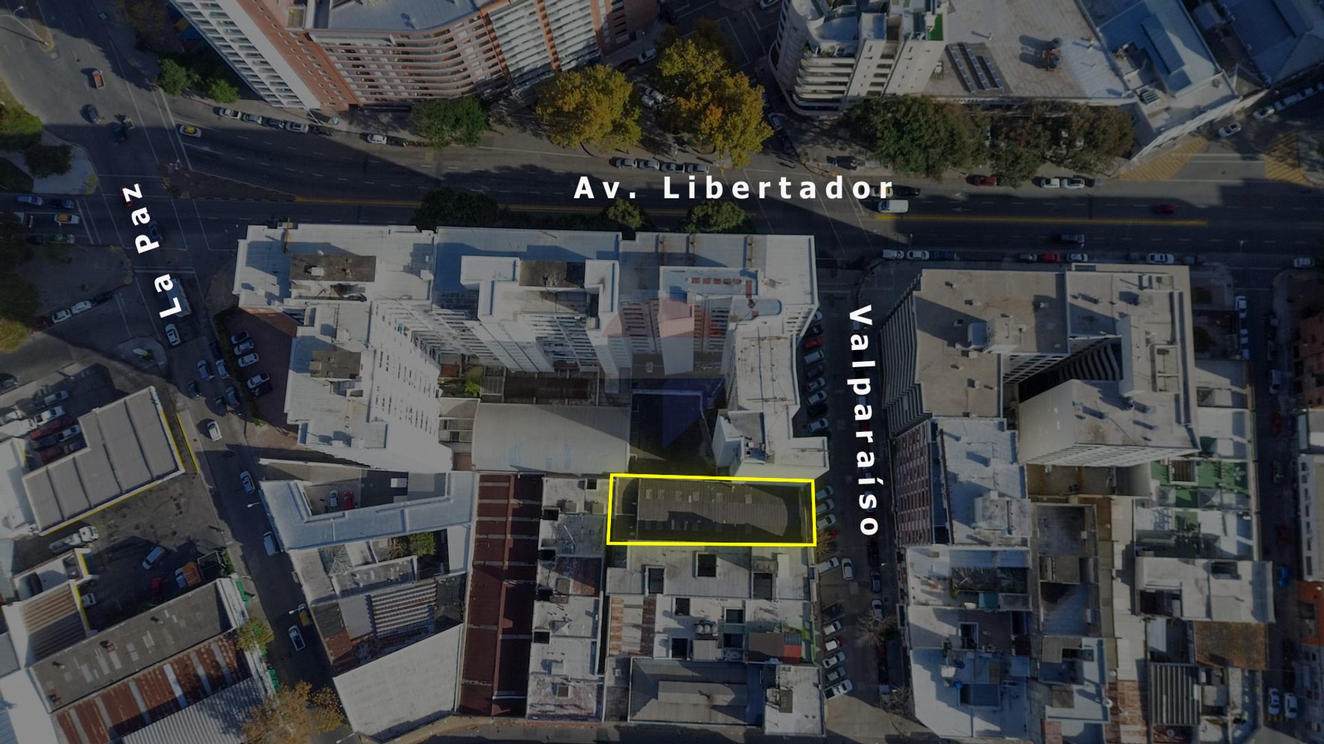 VENTA DE GRAN DEPÓSITO CON ENTRADA CAMION CENTRO - 12