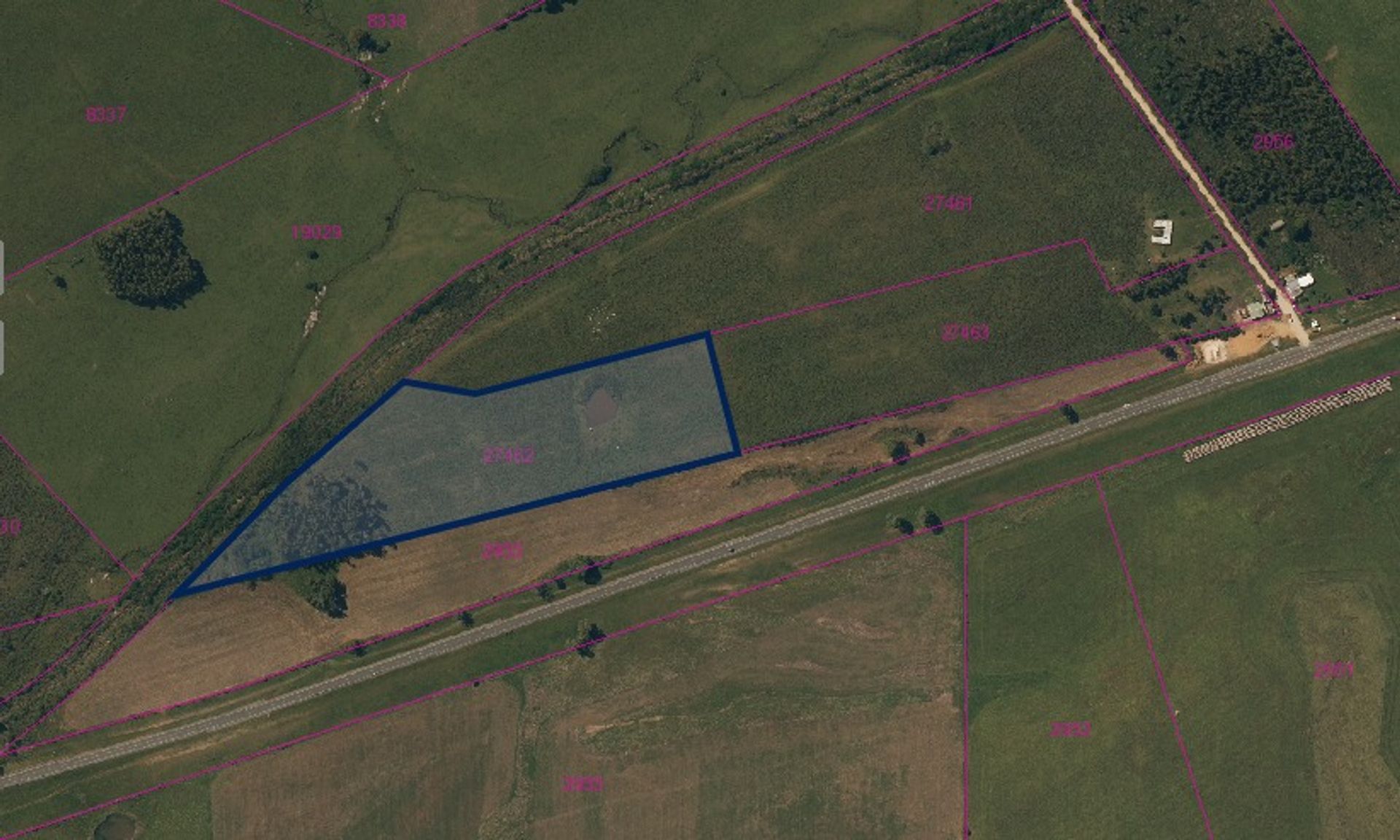 Chacra de 5,5 Hectáreas a 13 kms de Pueblo Eden - 6