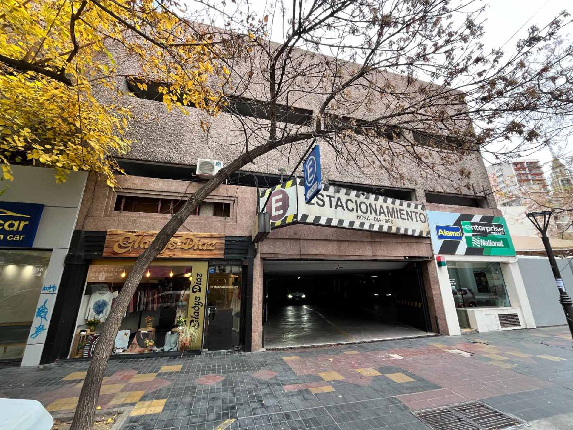 Cochera en Venta en Capital, Mendoza