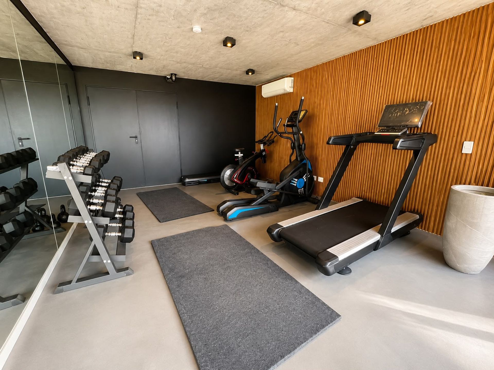 APARTAMENTO EN VENTA 1 DORMITORIO EN PLAYA MANSA - 16