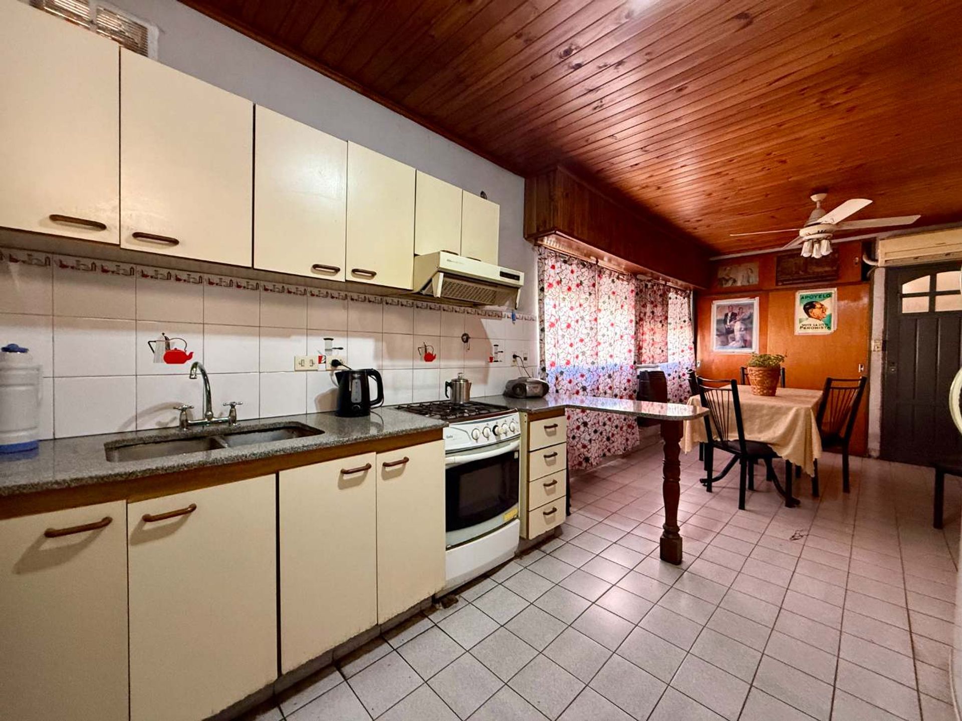 P H en Venta en La Matanza, G.B.A. Zona Oeste