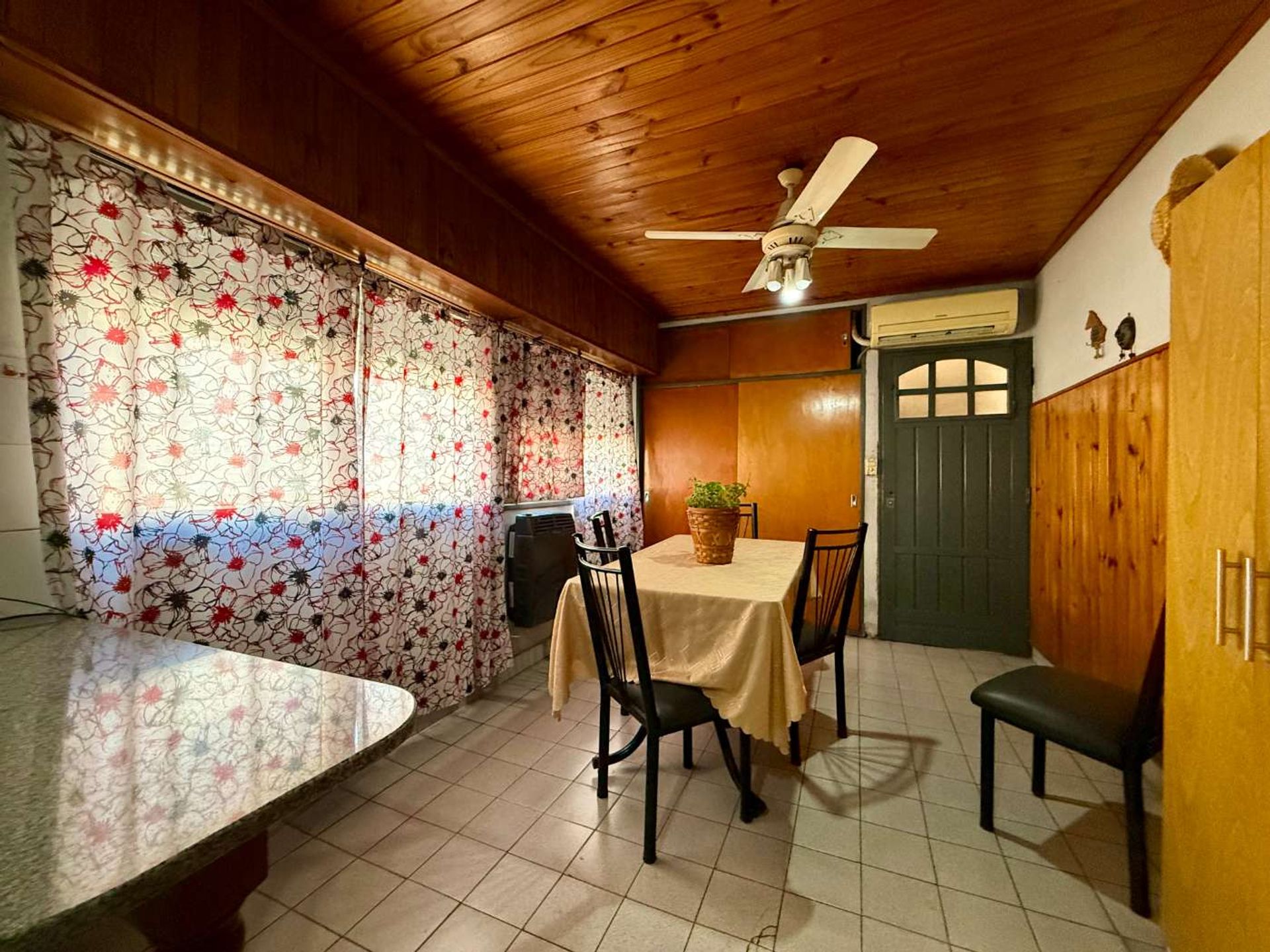 P H en Venta en La Matanza, G.B.A. Zona Oeste