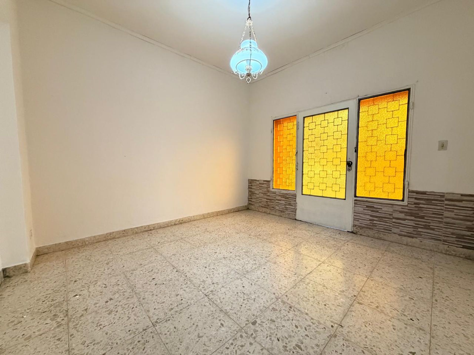 P H en Venta en Moron, G.B.A. Zona Oeste