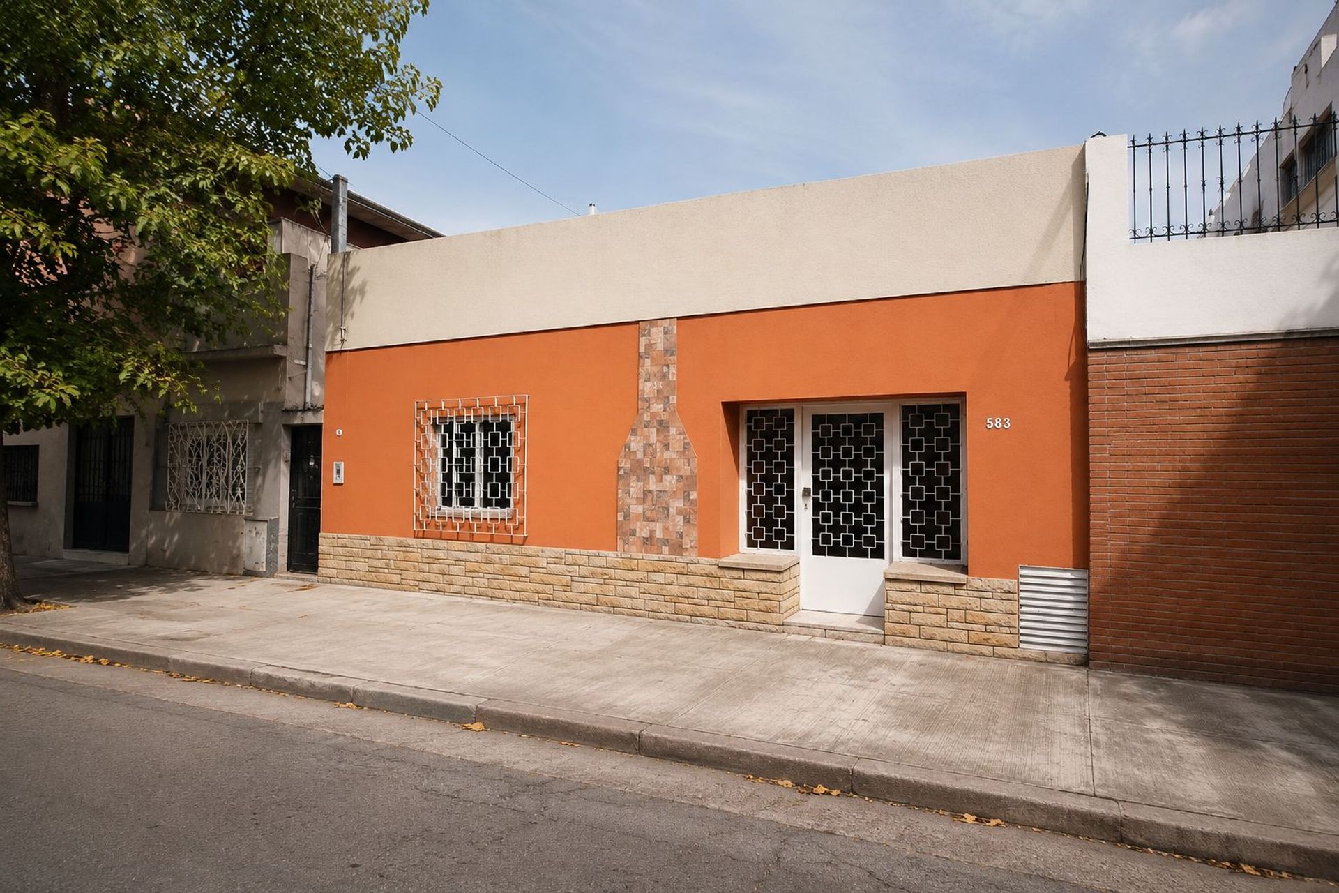 P H en Venta en Moron, G.B.A. Zona Oeste