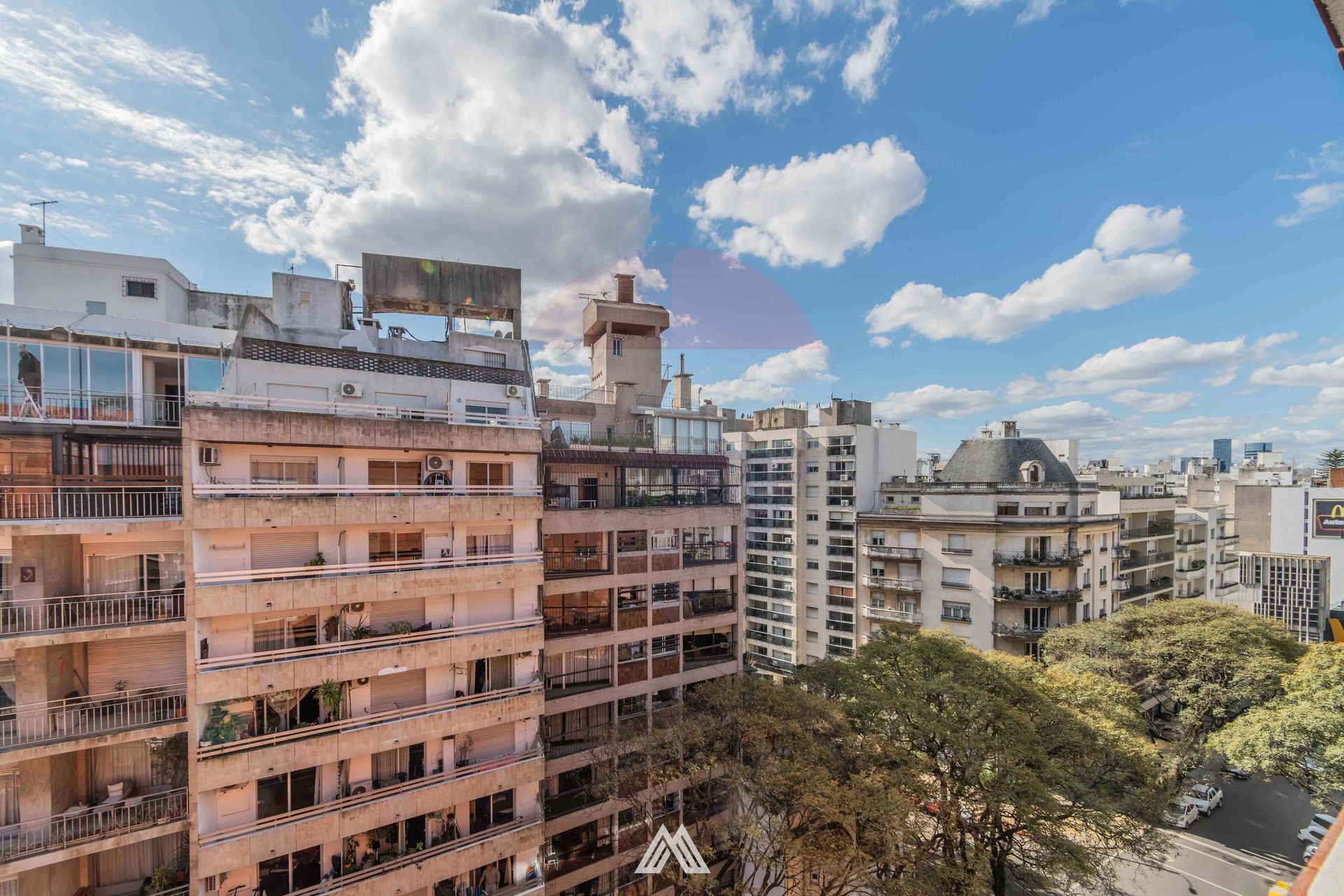 VENTA APARTAMENTO  4 DOMITORIOS 2 GARAJES  POCITOS - 4