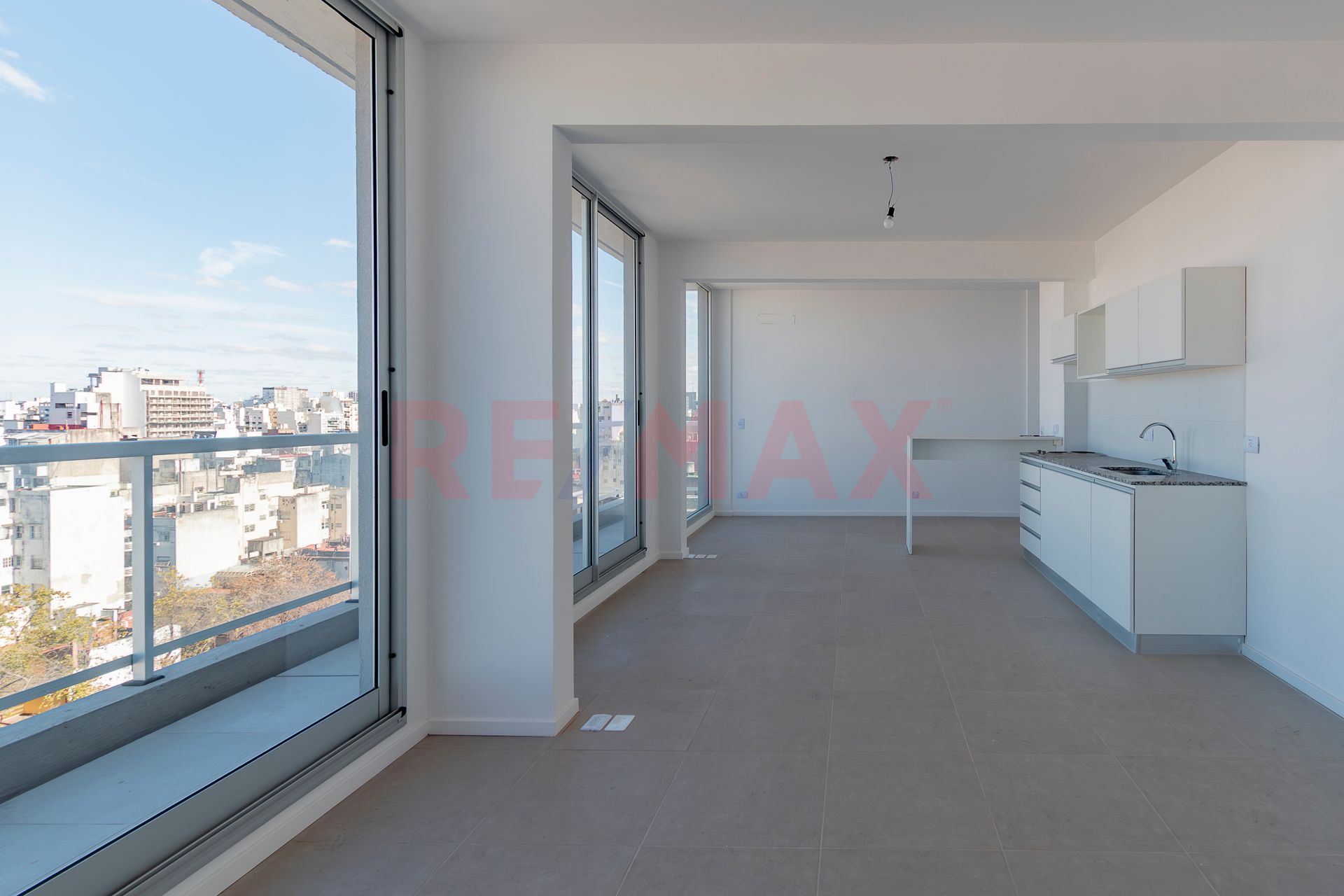 Venta Monserrat Monoamb apaisado divisible piso 12 - 4