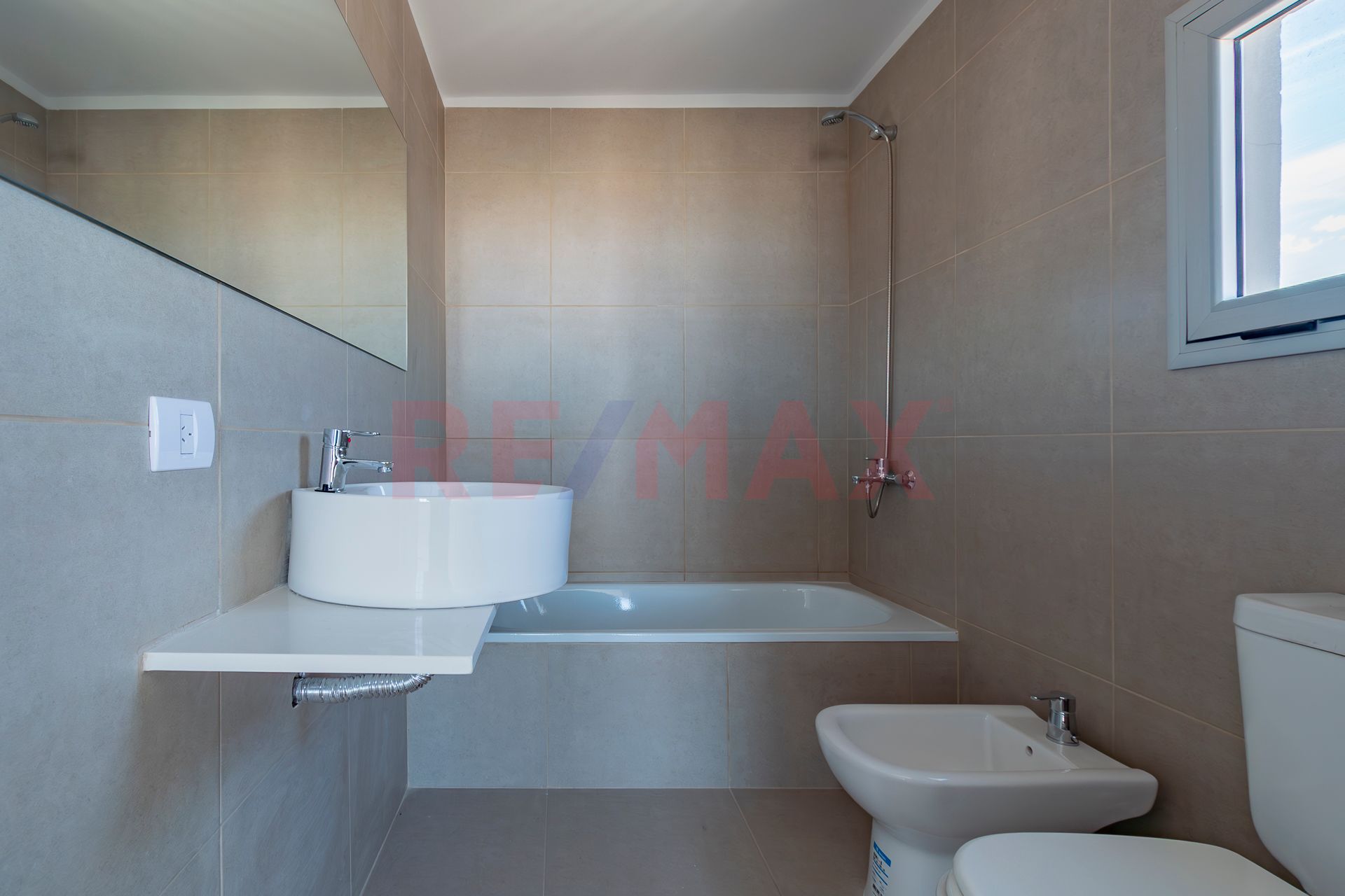 Venta Monserrat Monoamb apaisado divisible piso 12 - 17