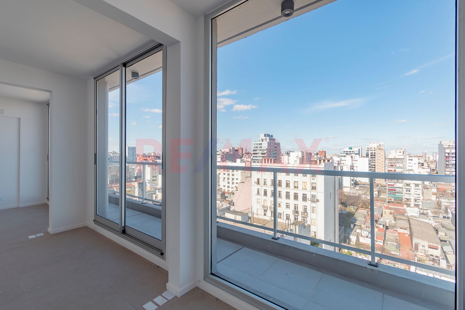 Venta Monserrat Monoamb apaisado divisible piso 12 - 12