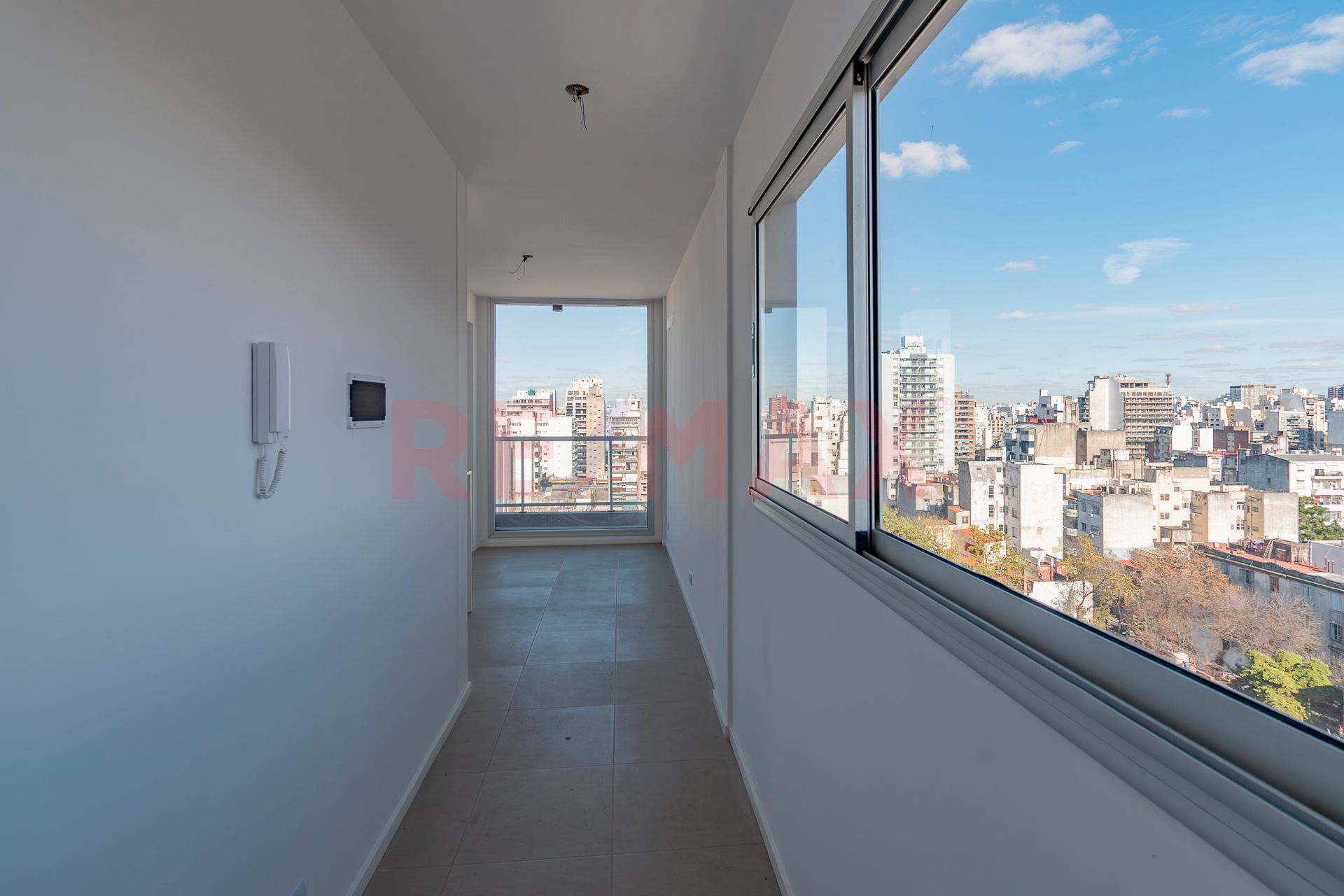 Venta Monserrat Monoamb apaisado divisible piso 12 - 2