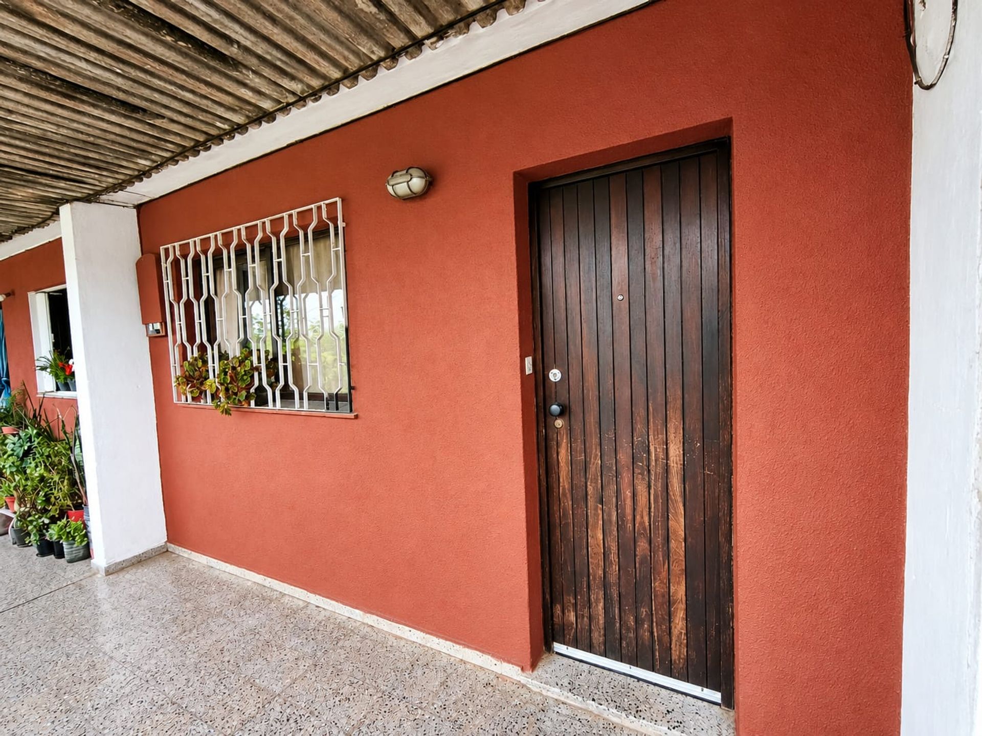 Casa duplex de 2 dormitorios en barrio INVE - 2
