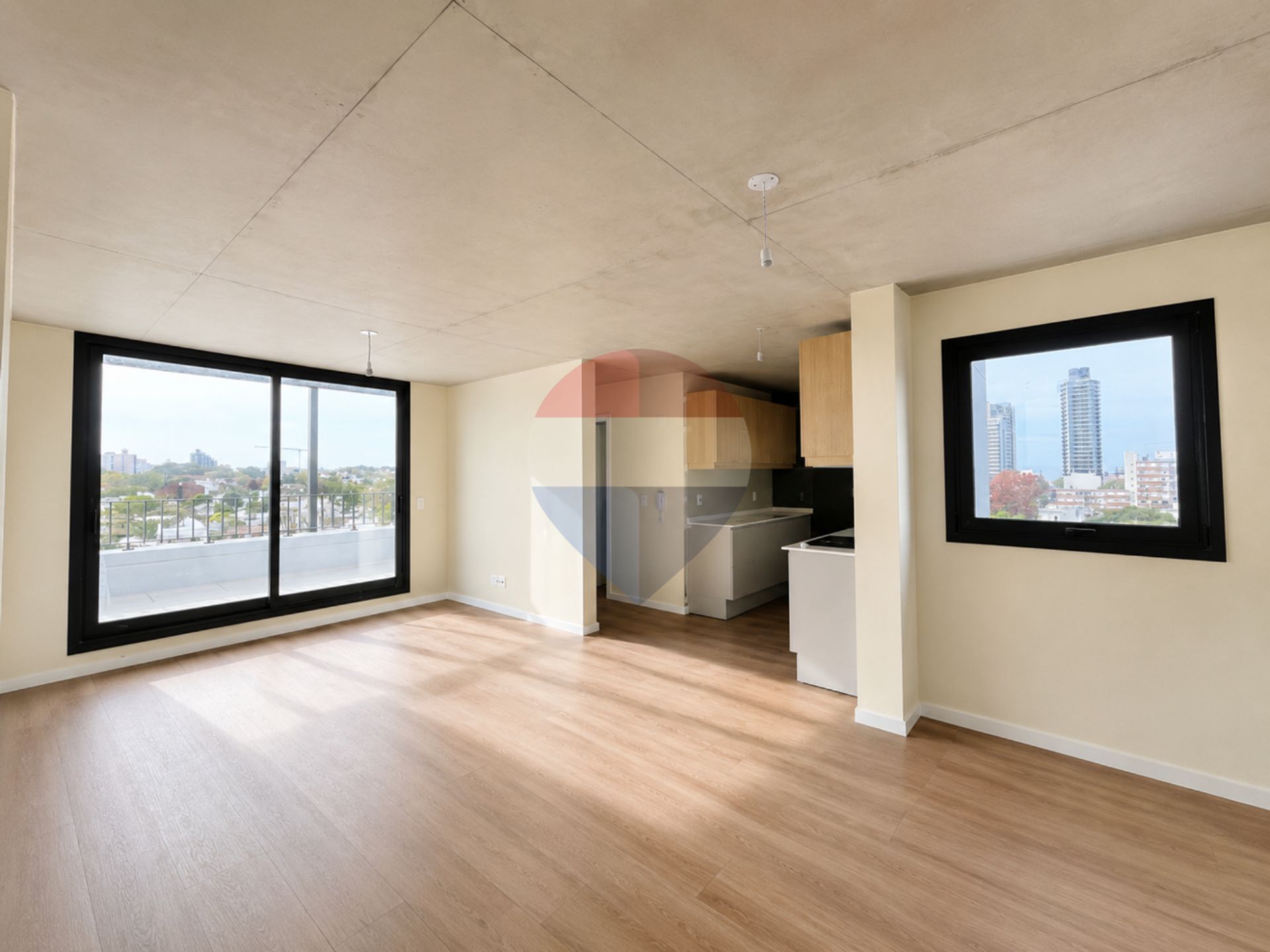 VENTA PENTHOUSE DOS DORMITORIOS DOS BAÑOS EN BUCEO - 2