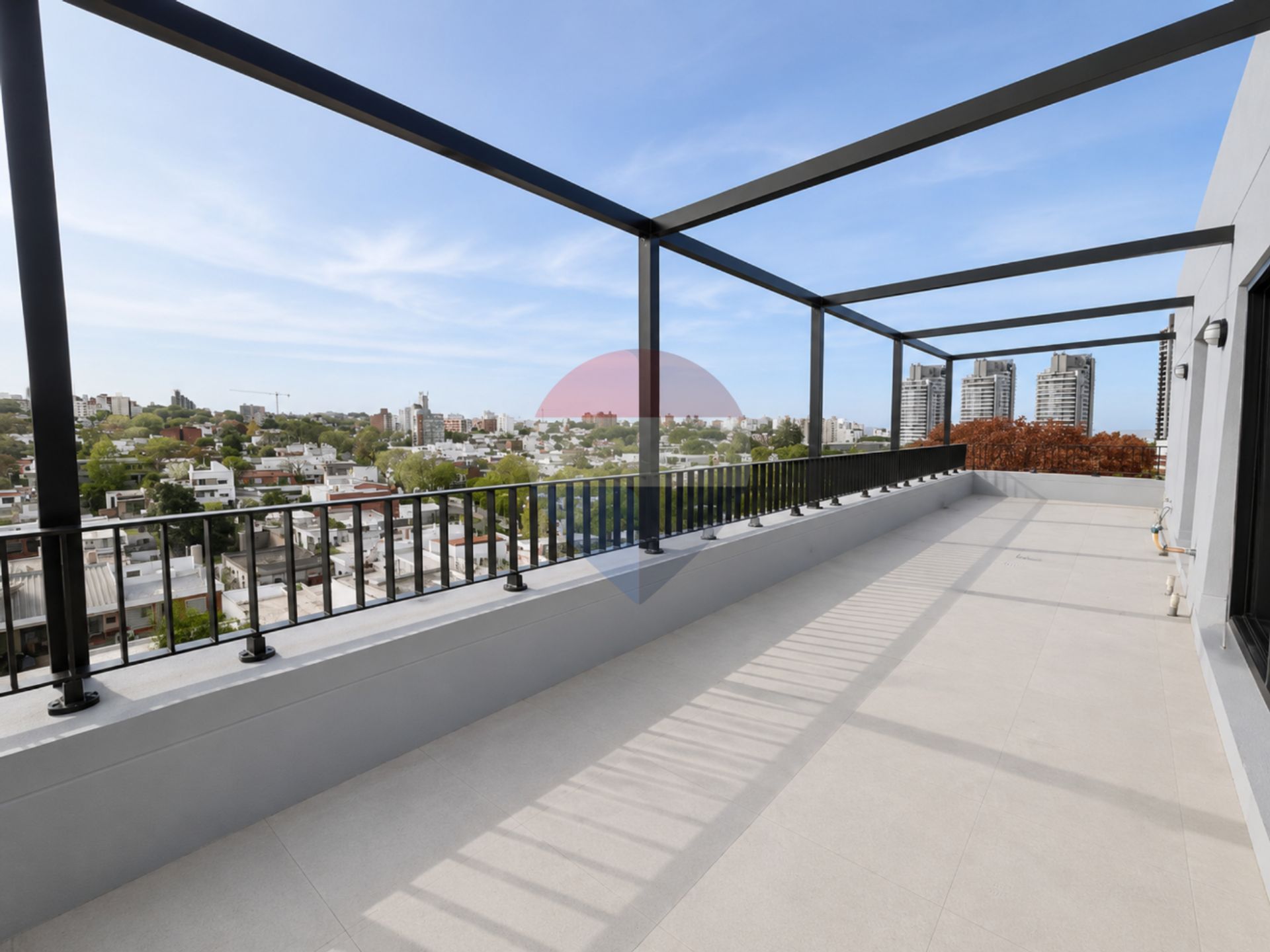 VENTA PENTHOUSE DOS DORMITORIOS DOS BAÑOS EN BUCEO - 11