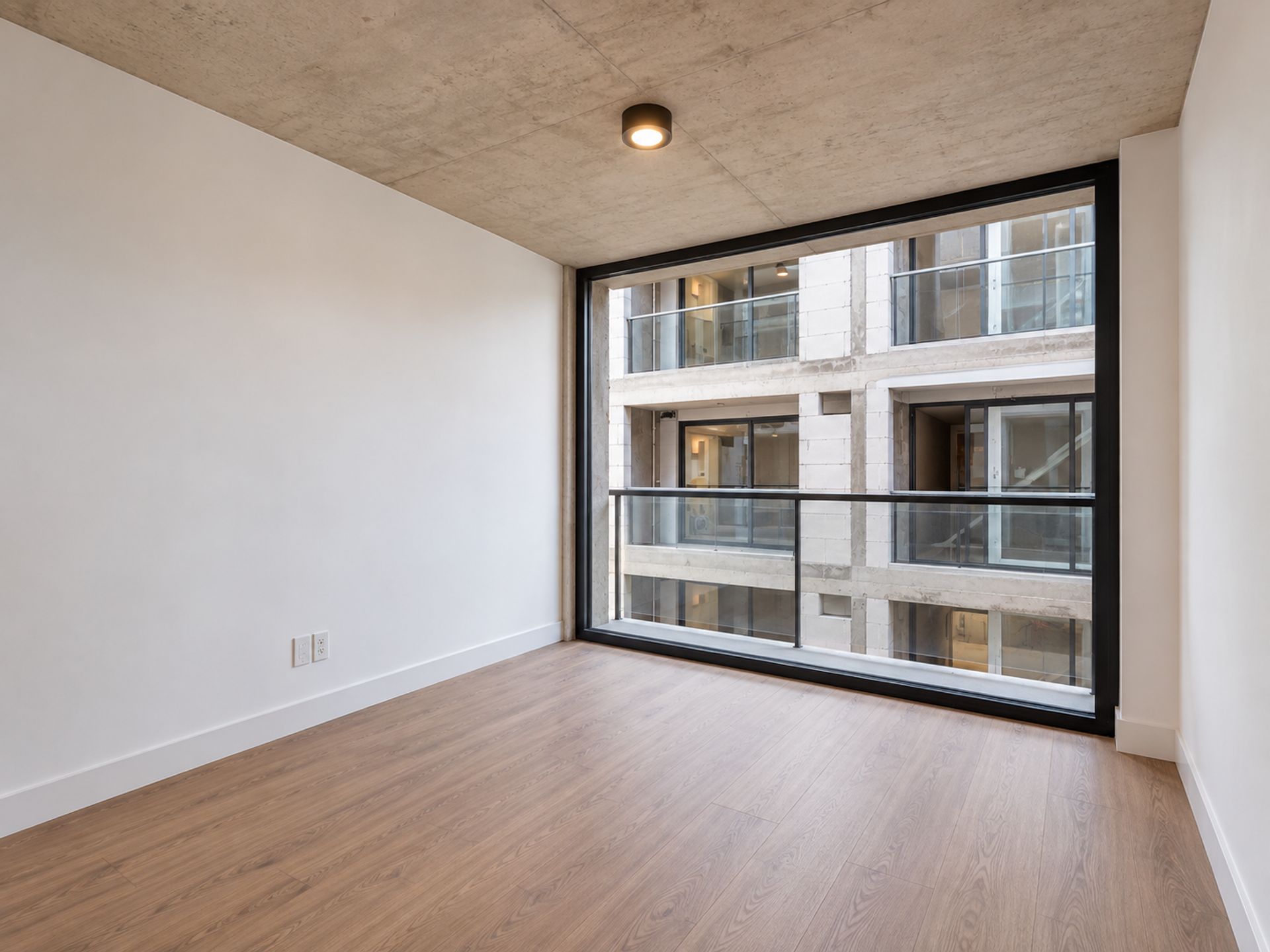 APARTAMENTO 2 DORMITORIOS CON PARRILLA EN 3 CRUCES - 3