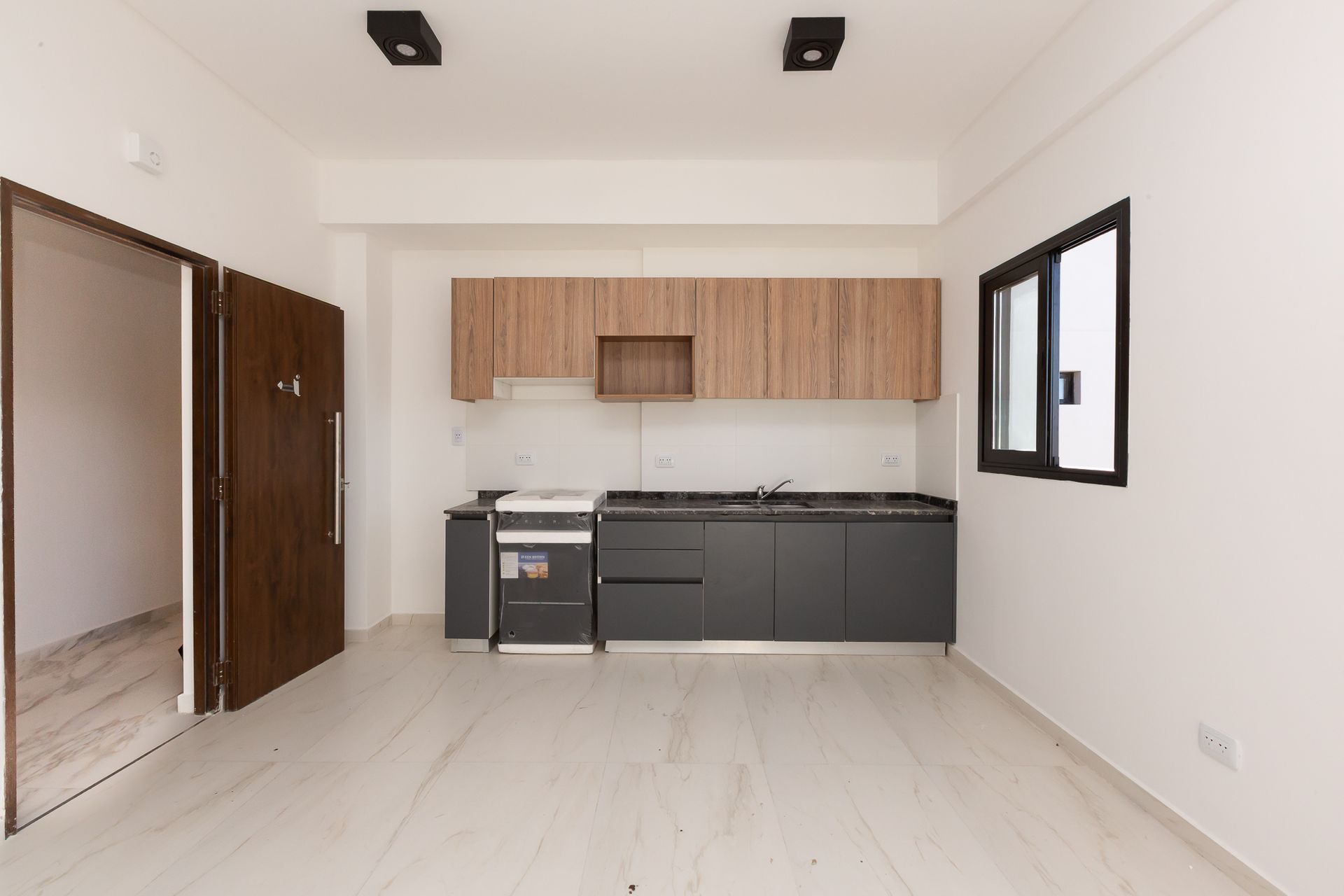 VENTA DEPARTAMENTO 2 AMBIENTES EN MERLO - 1