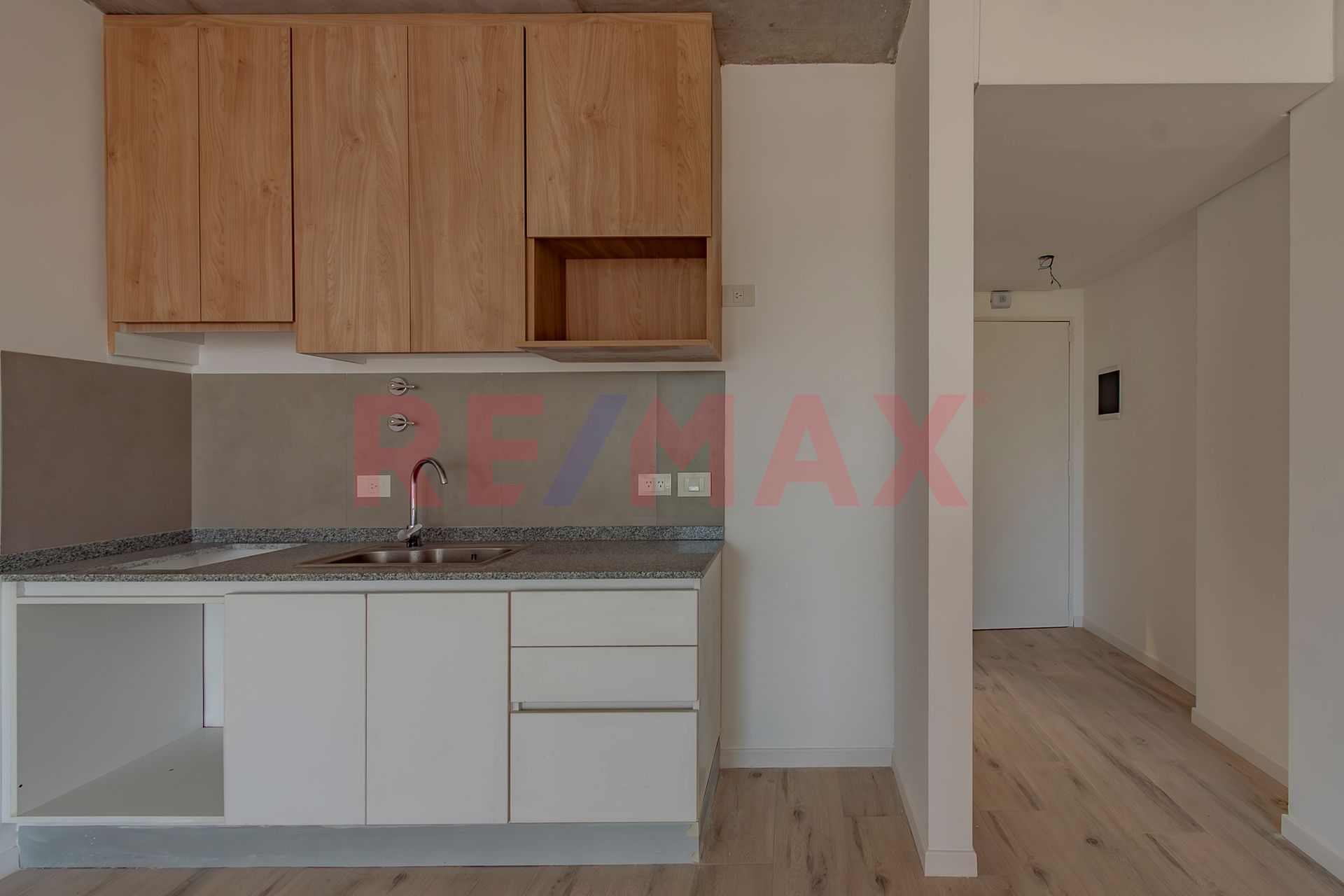 Venta V Ort&uacute;zar 1 Ambiente al Frente con Balc&oacute;n - 2