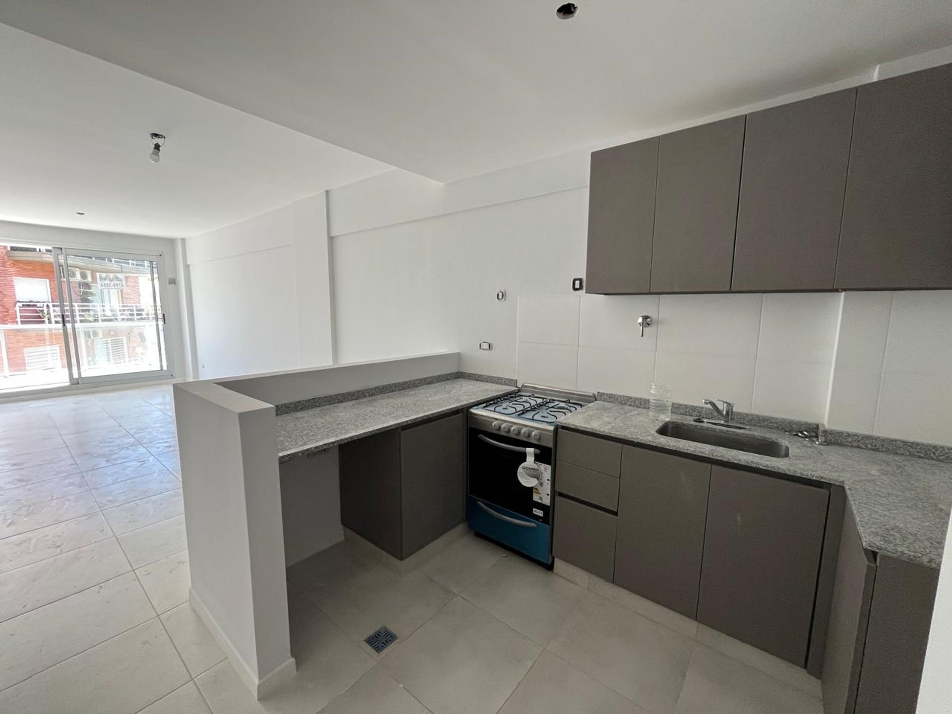 VENTA 2 AMB COLEGIALES BALCON ENTREGA MARZO 2025 - 4