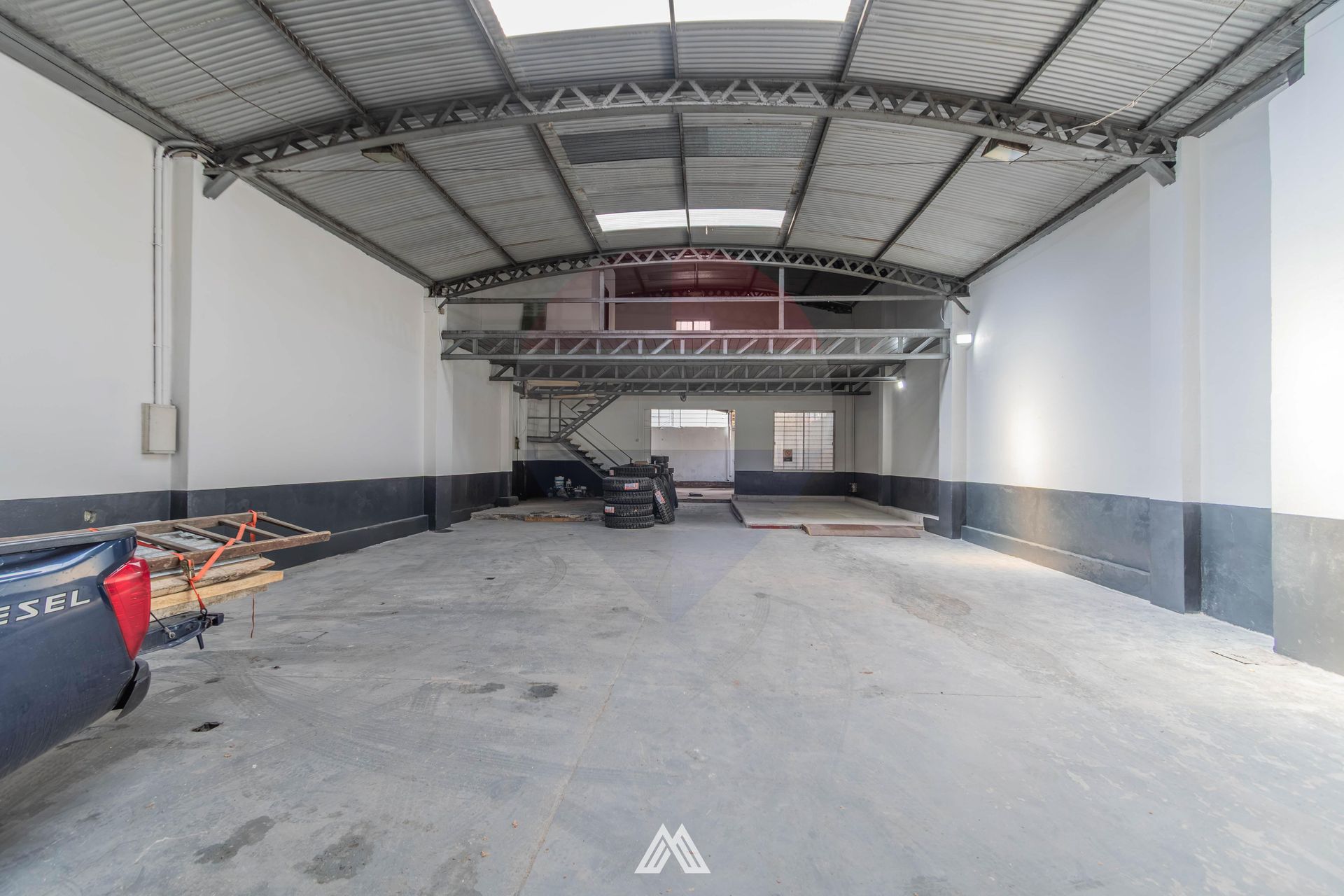 ALQUILER DEPÓSITO 570M2 EN UNIÓN - 2