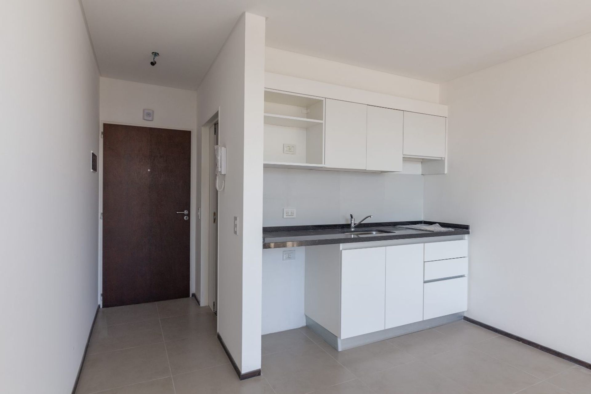 MONOAMBIENTE A ESTRENAR | FULL AMENITIES - 4