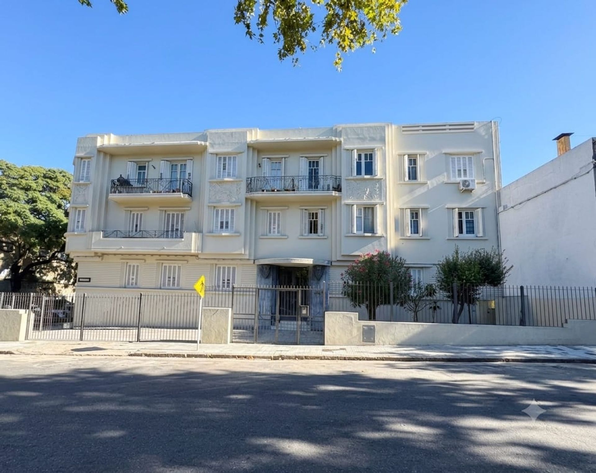 Venta apartamento 3 dormitorios, Cordón Norte. - 1