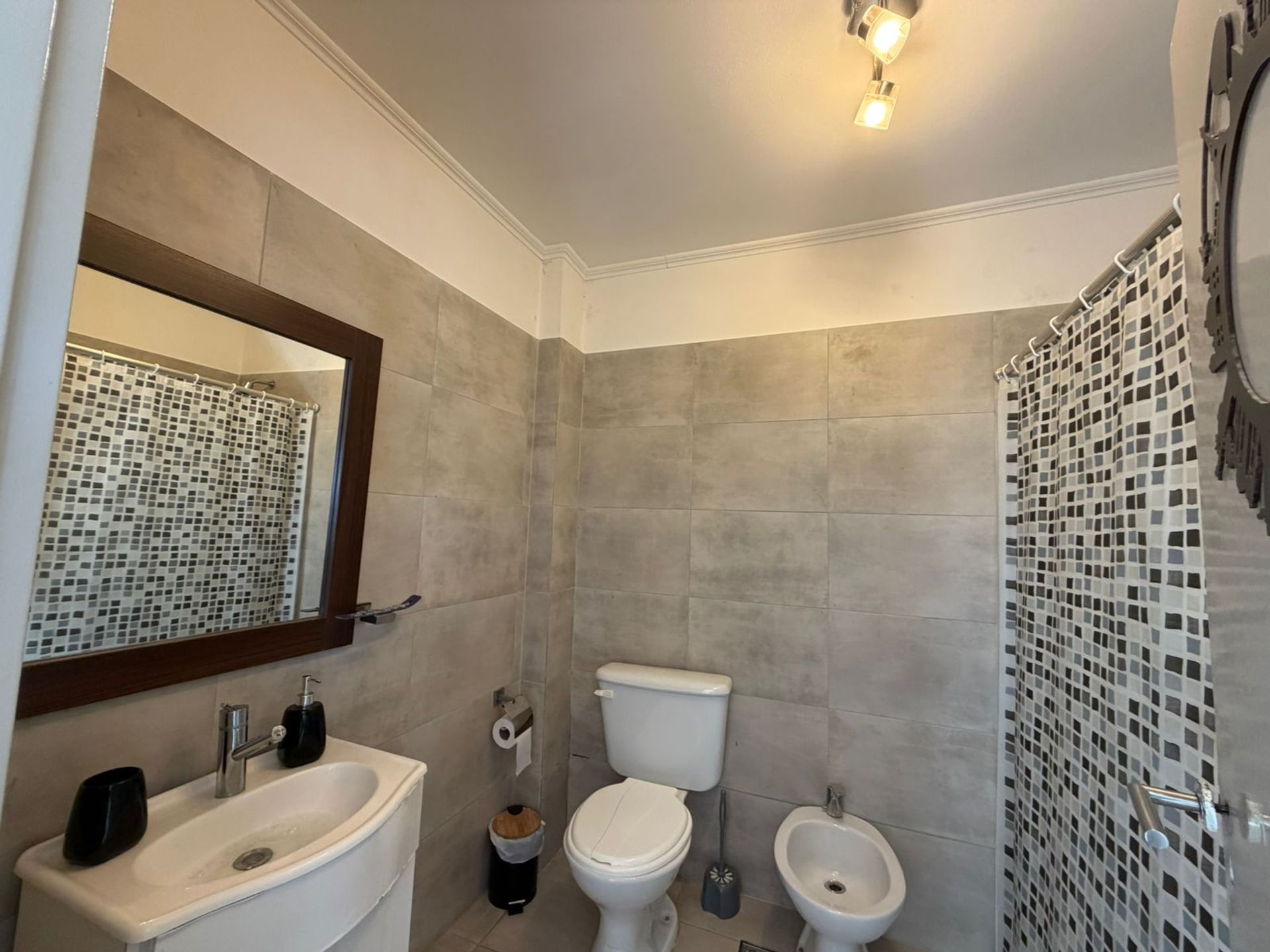 P H en Venta en La Matanza, G.B.A. Zona Oeste