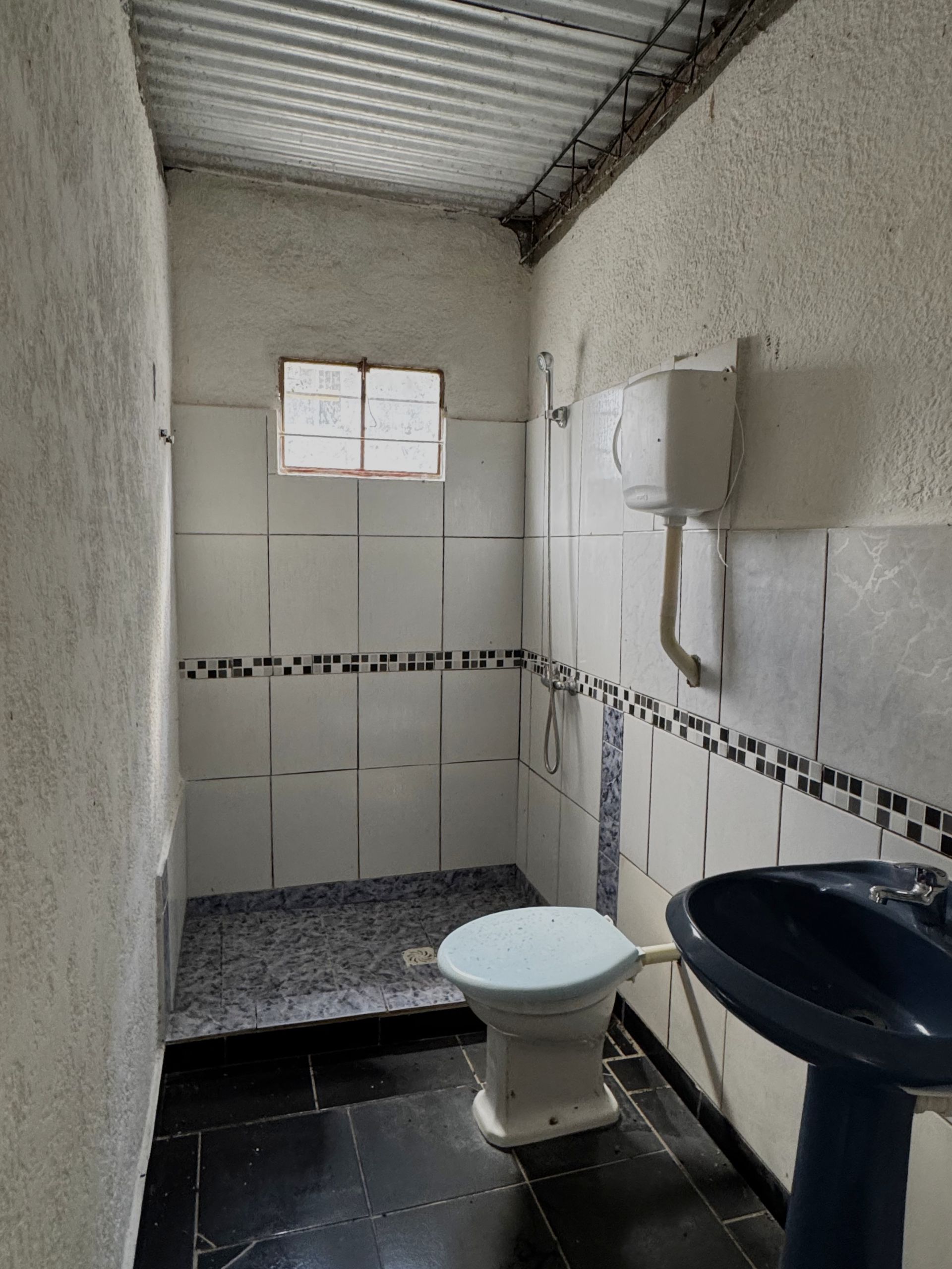 Venta casa de un dormitorio Araminda gran terreno - 4