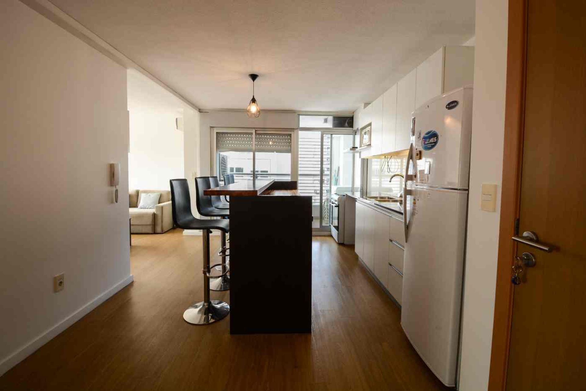 VENTA APTO AMUEBLADO. 2 DORM., COCH. DOBLE, MALVÍN - 1